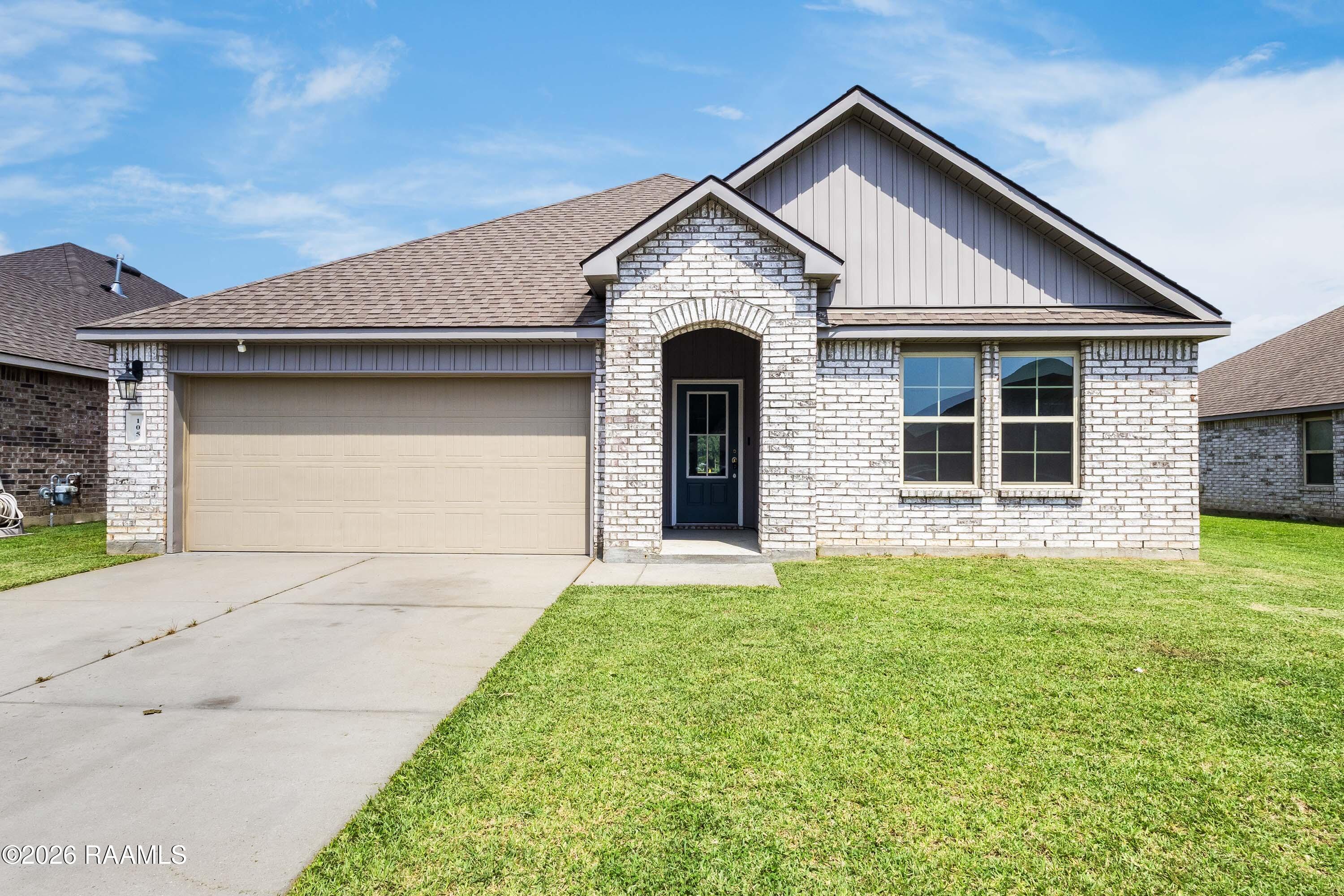 105 Chestnut Oak Drive — photo