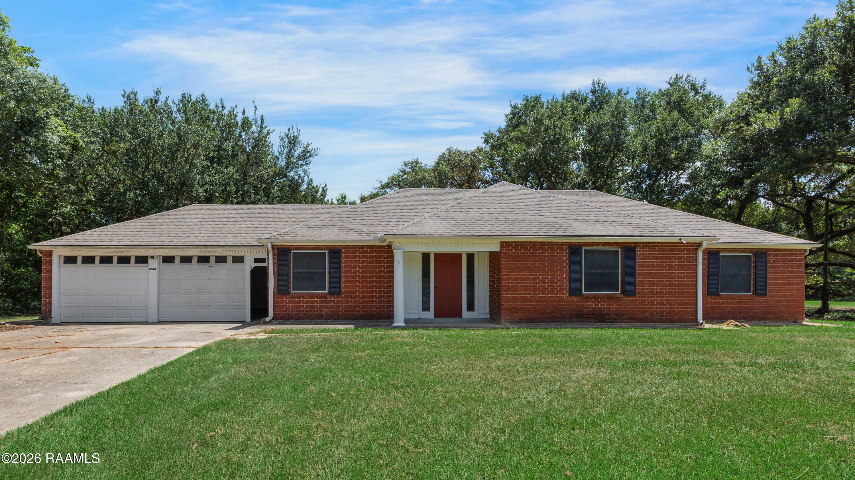 2518 W Willow Street — photo