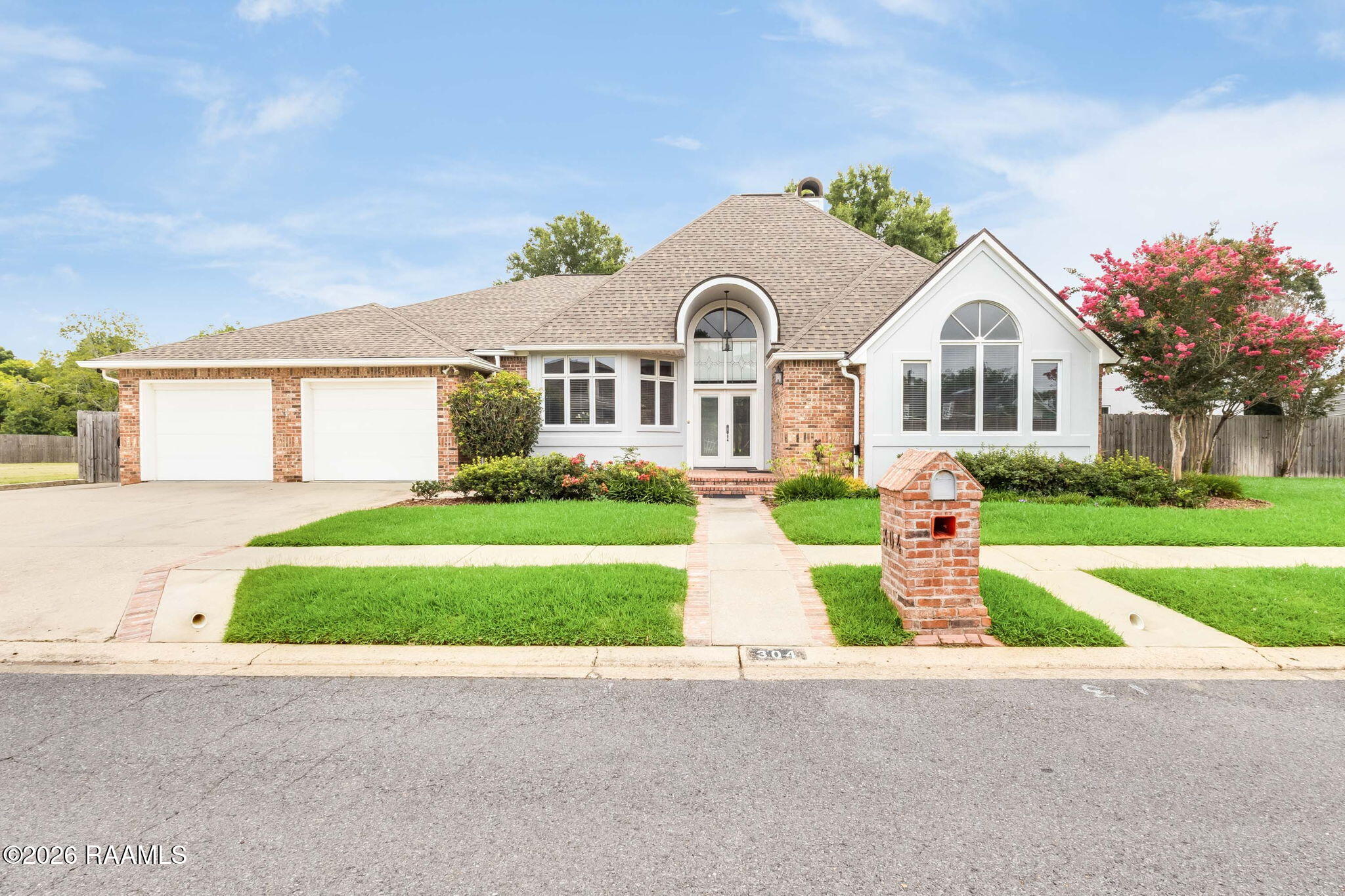 304 Monteigne Drive — photo