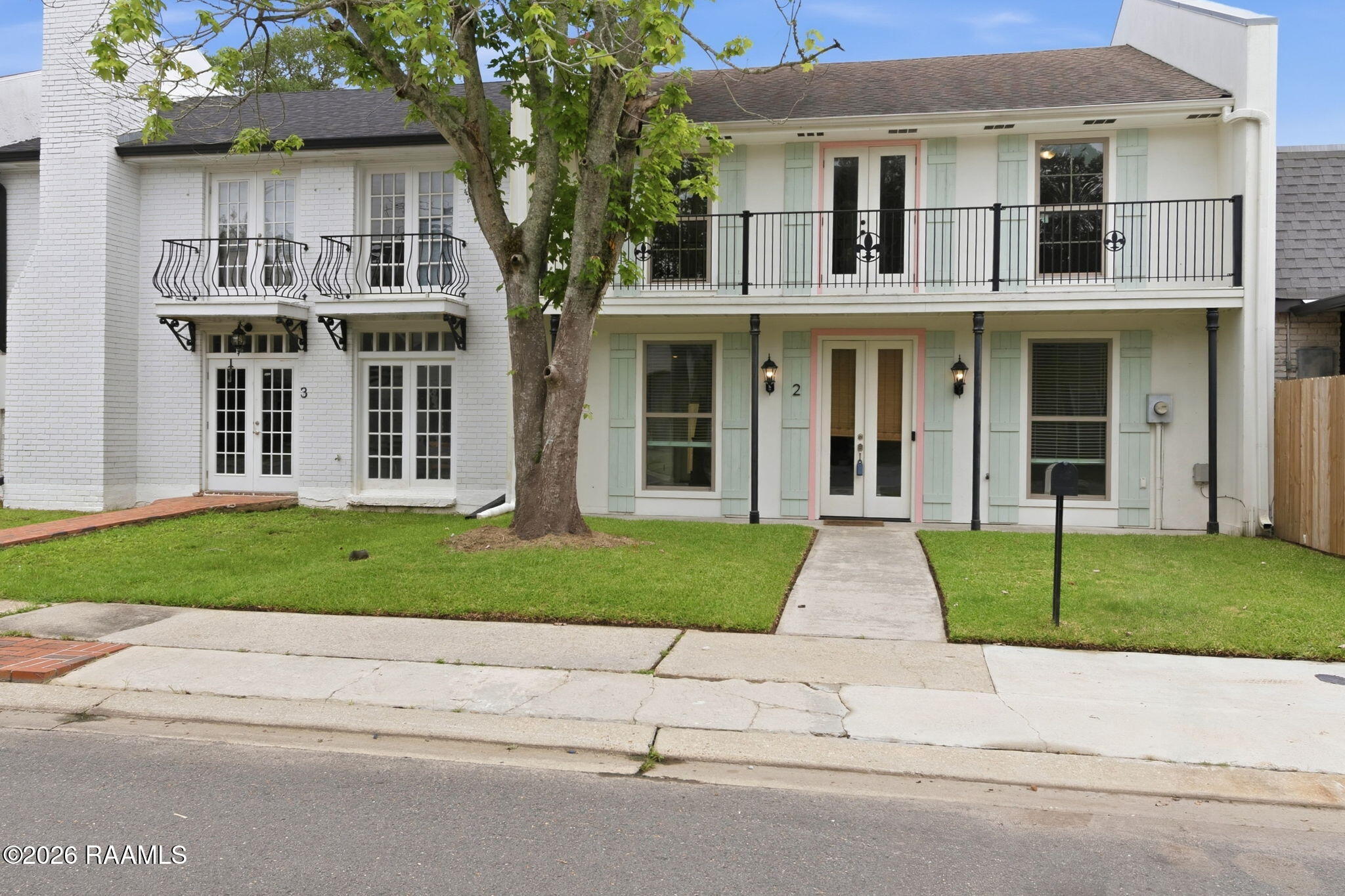 2 Courtyard Circle — photo