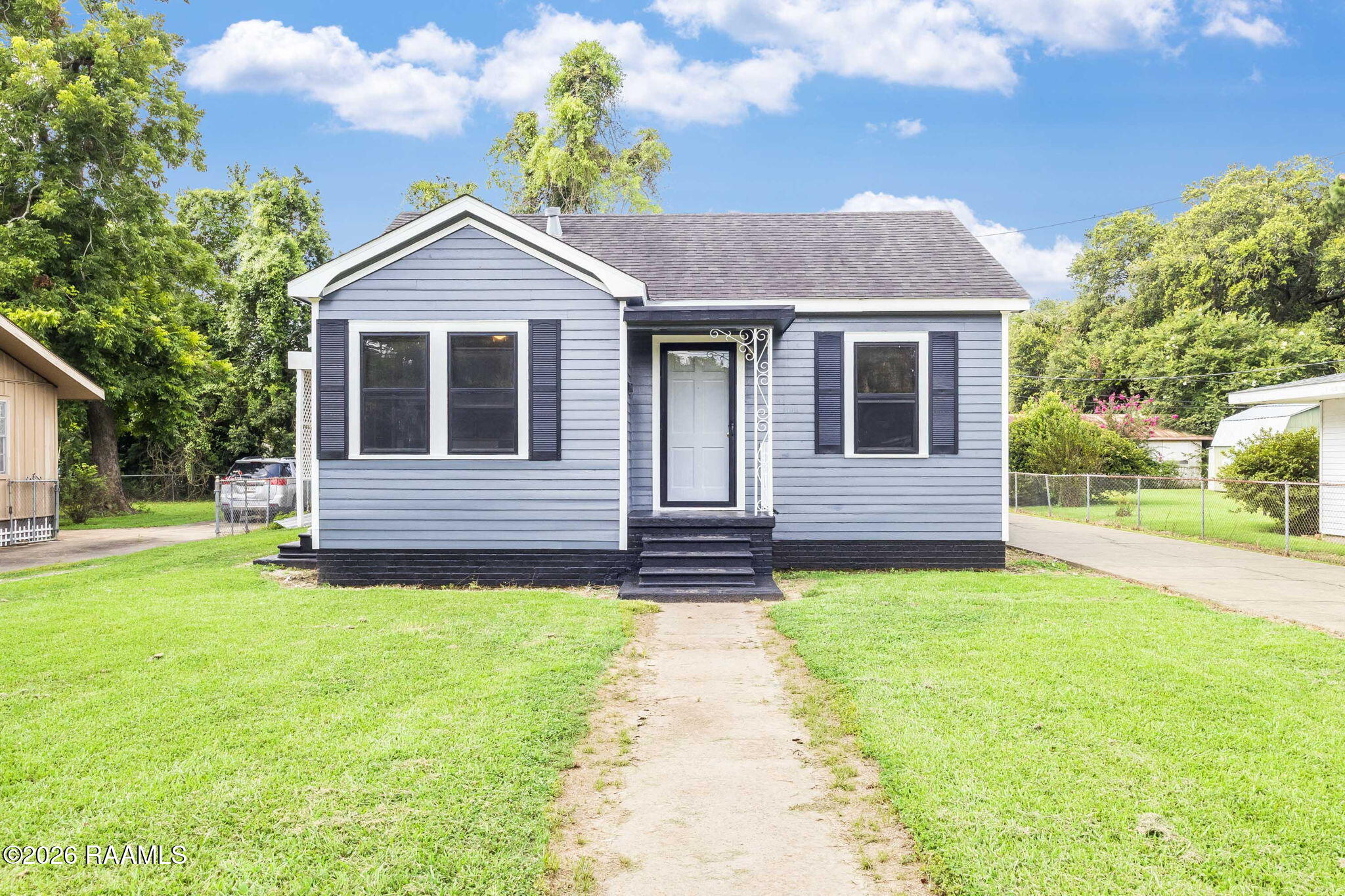 604 Choctaw Drive — photo