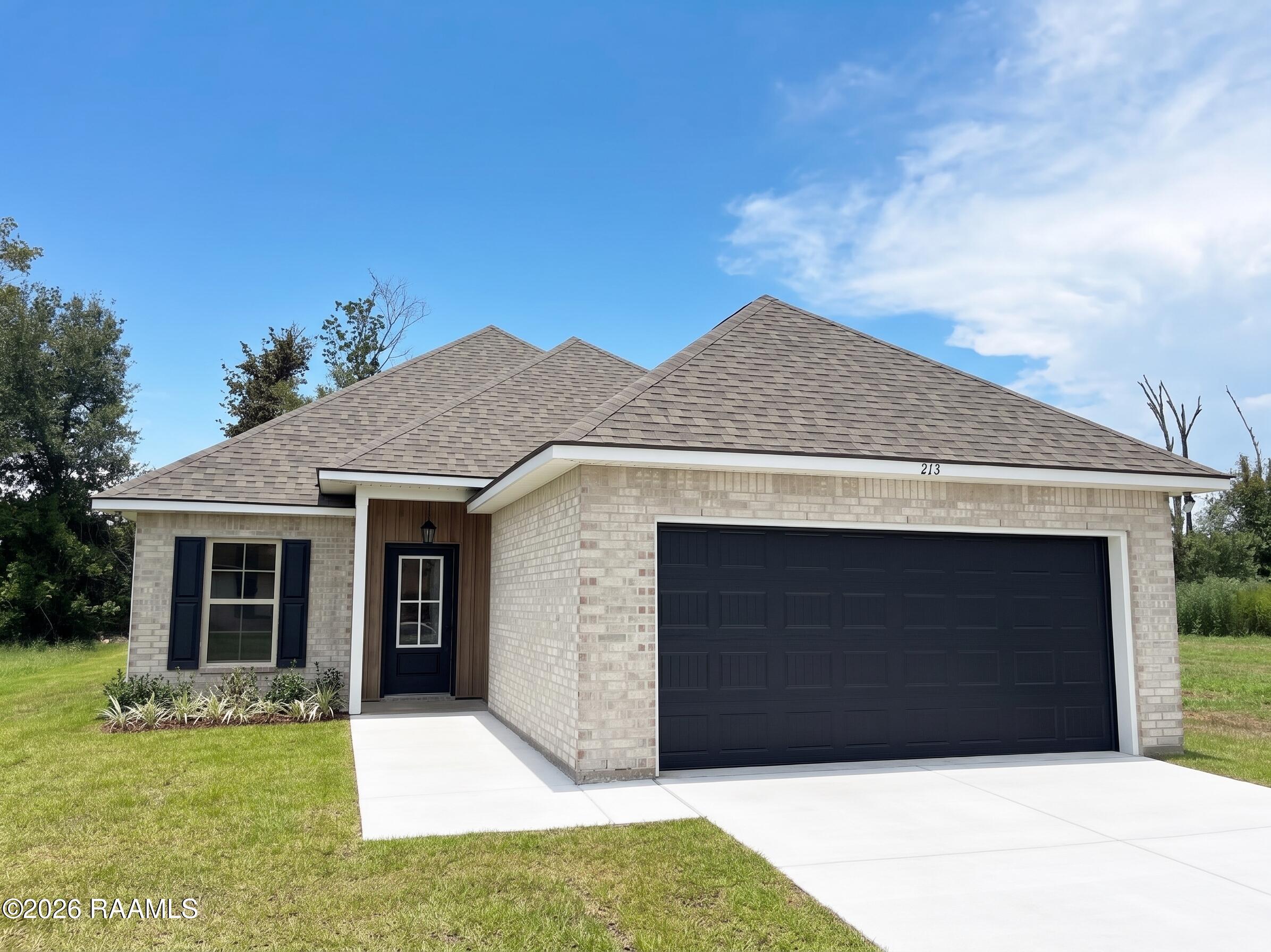 213 Dunwoody Court — photo