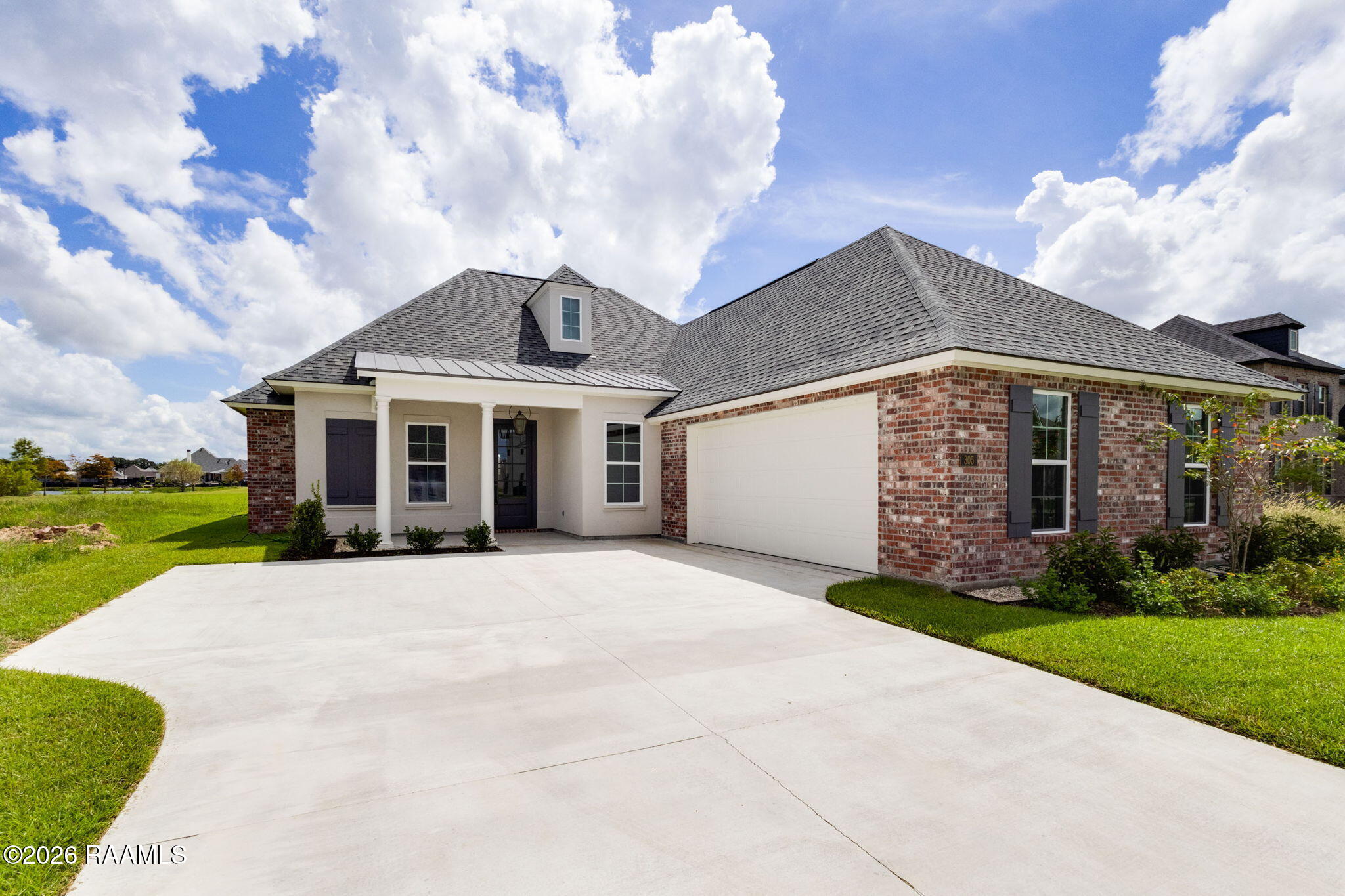 305 Sweet Harvest Road — photo