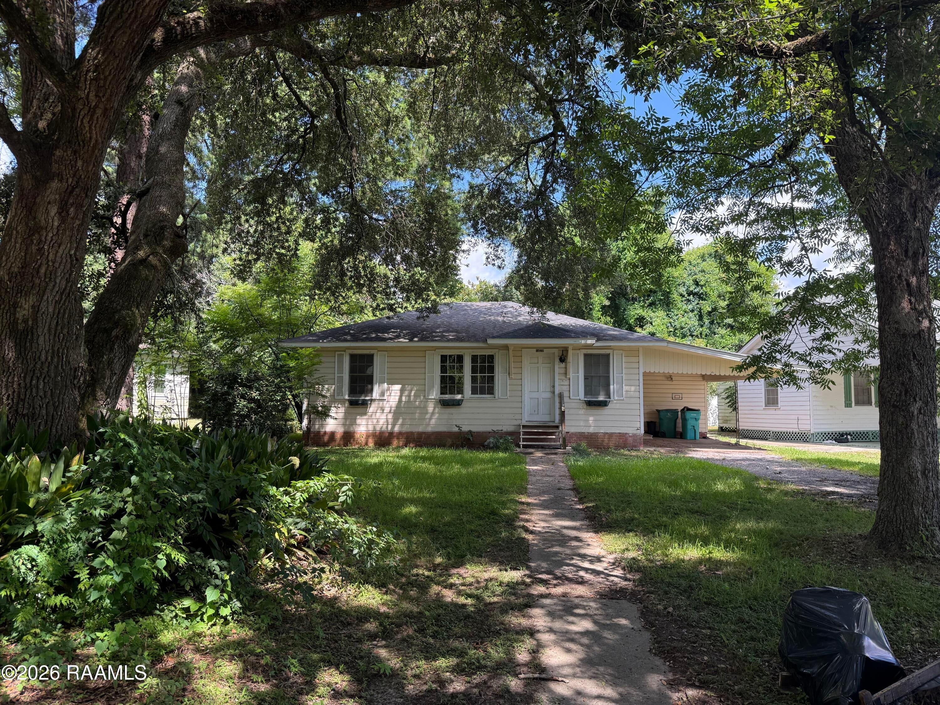 1426 Cherokee Drive — photo
