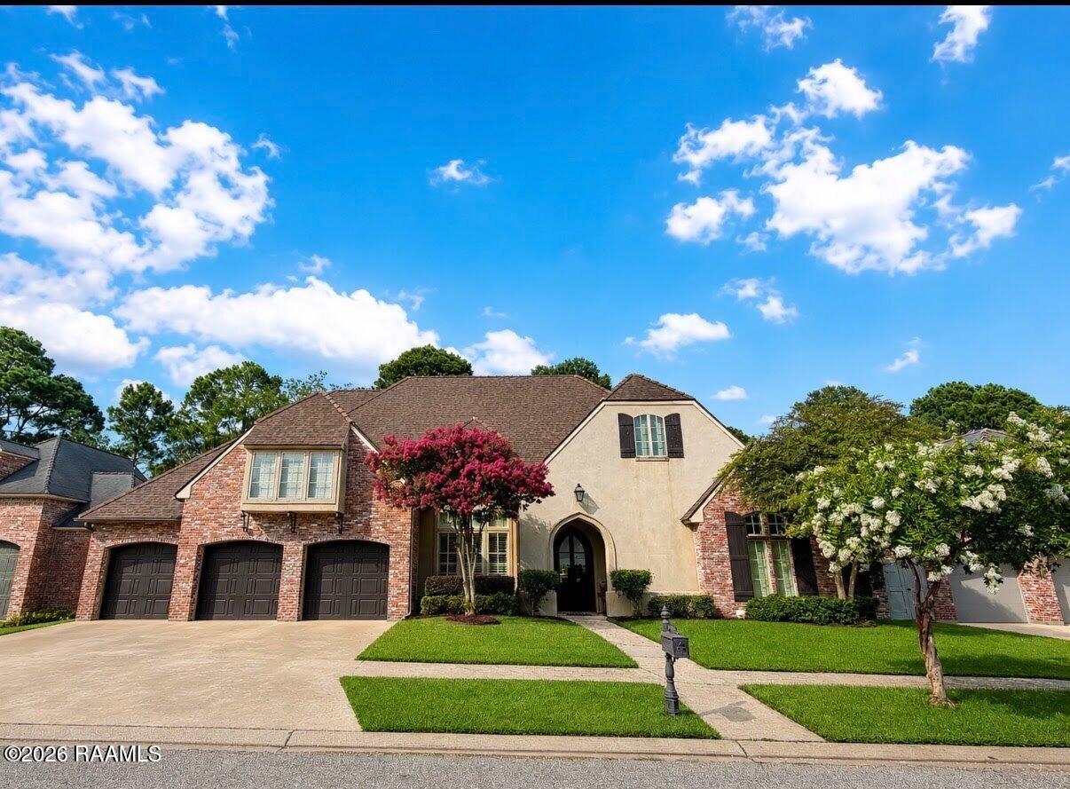 107 Woodbridge Drive — photo