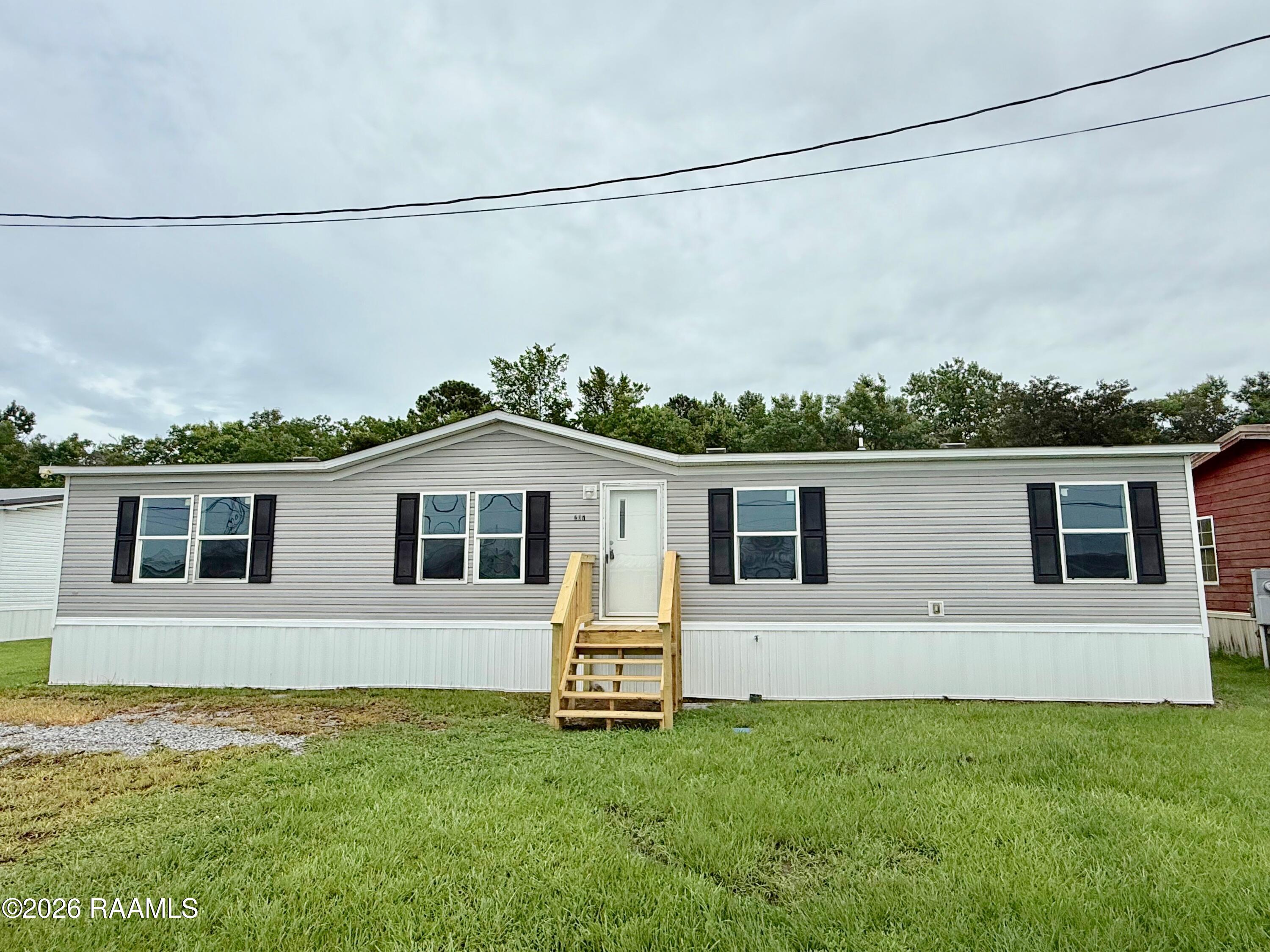 207 Liz Drive — photo