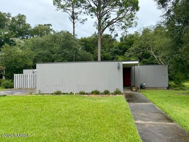 201 Fuqua — photo