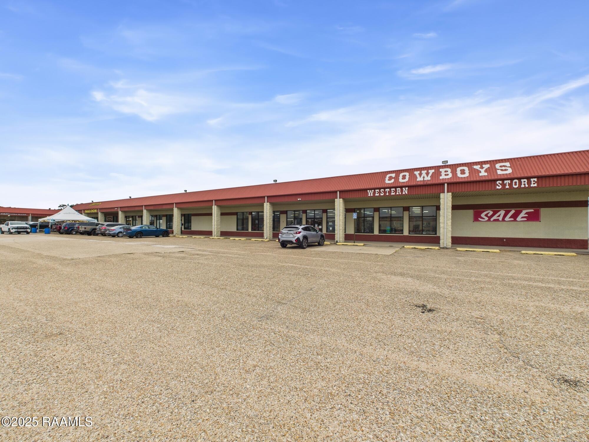 211 N Ambassador Caffery Parkway Suite B — photo
