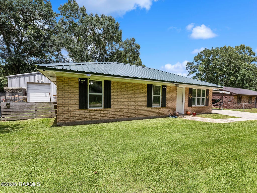 1010 Eaton Drive — photo
