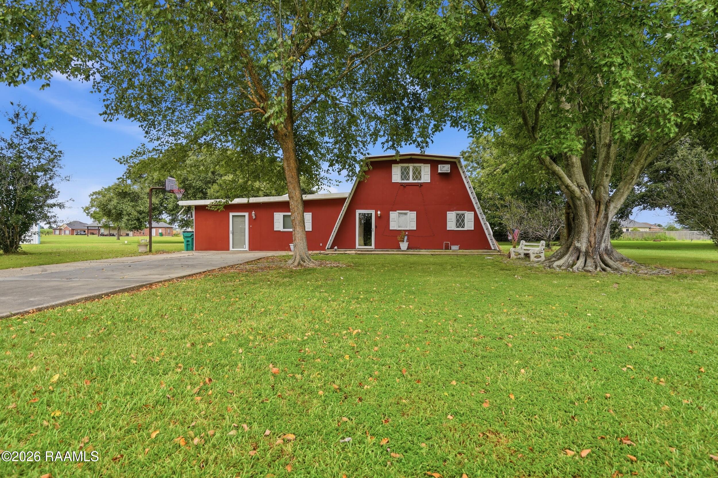 9103 Leblanc Lane — photo