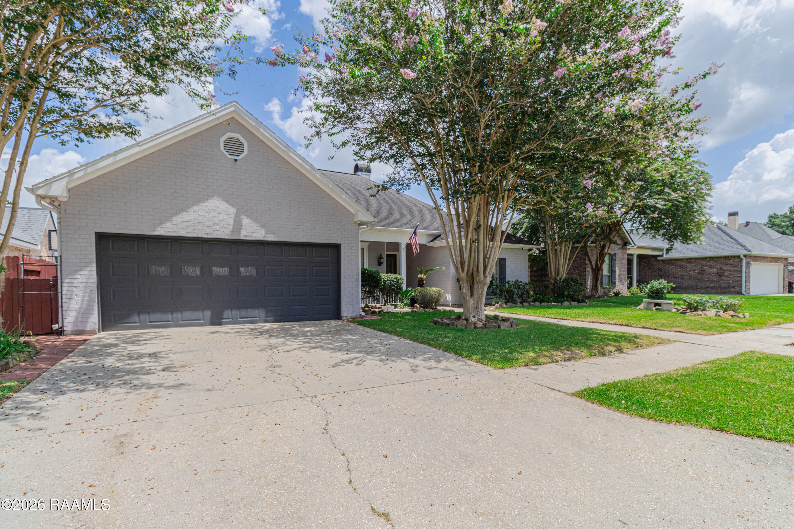 104 Hyacinth Drive — photo