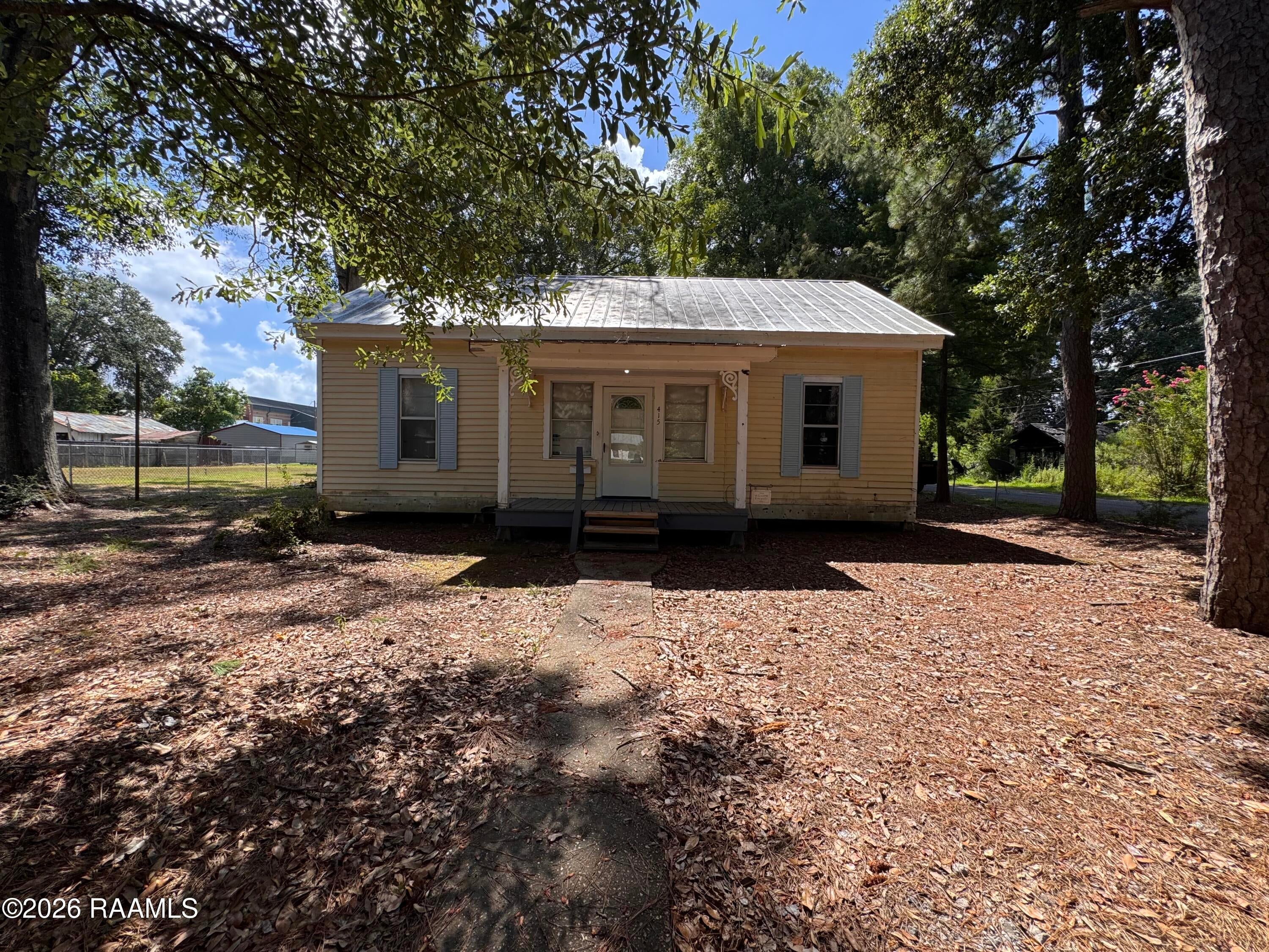 415 Court Street — photo
