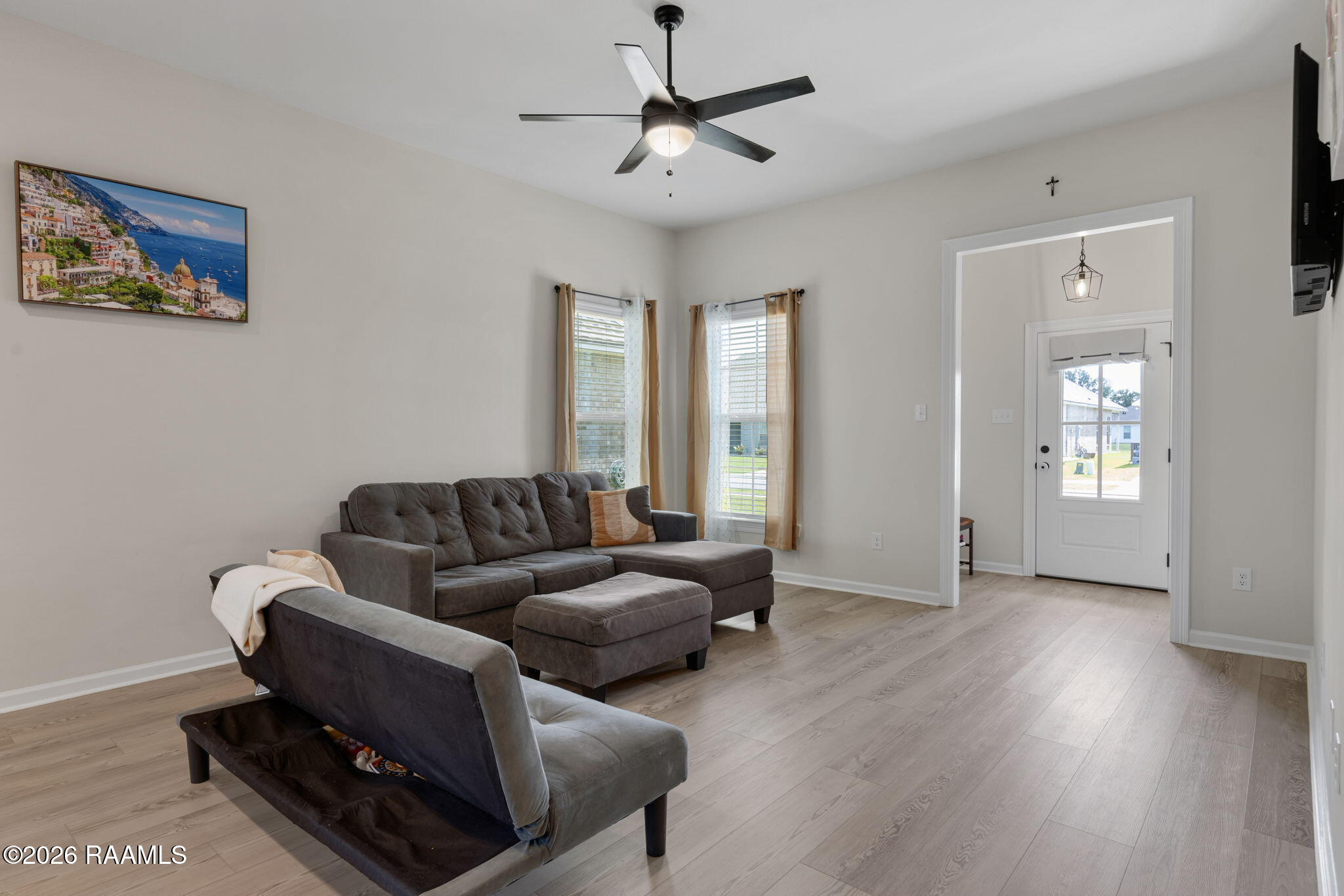 120 SEGOVIA WAY — photo 3