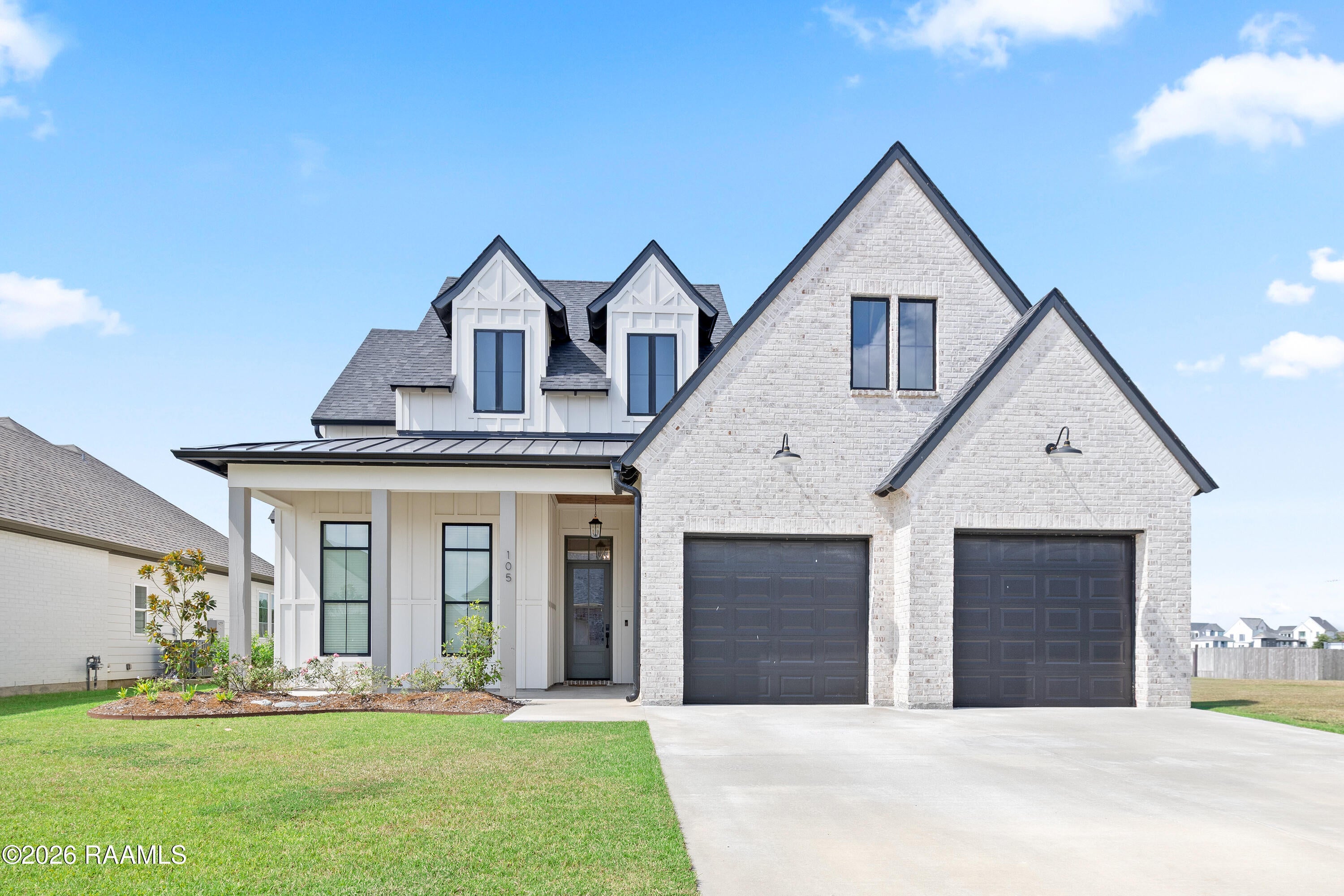 105 Queen Palm Circle — photo