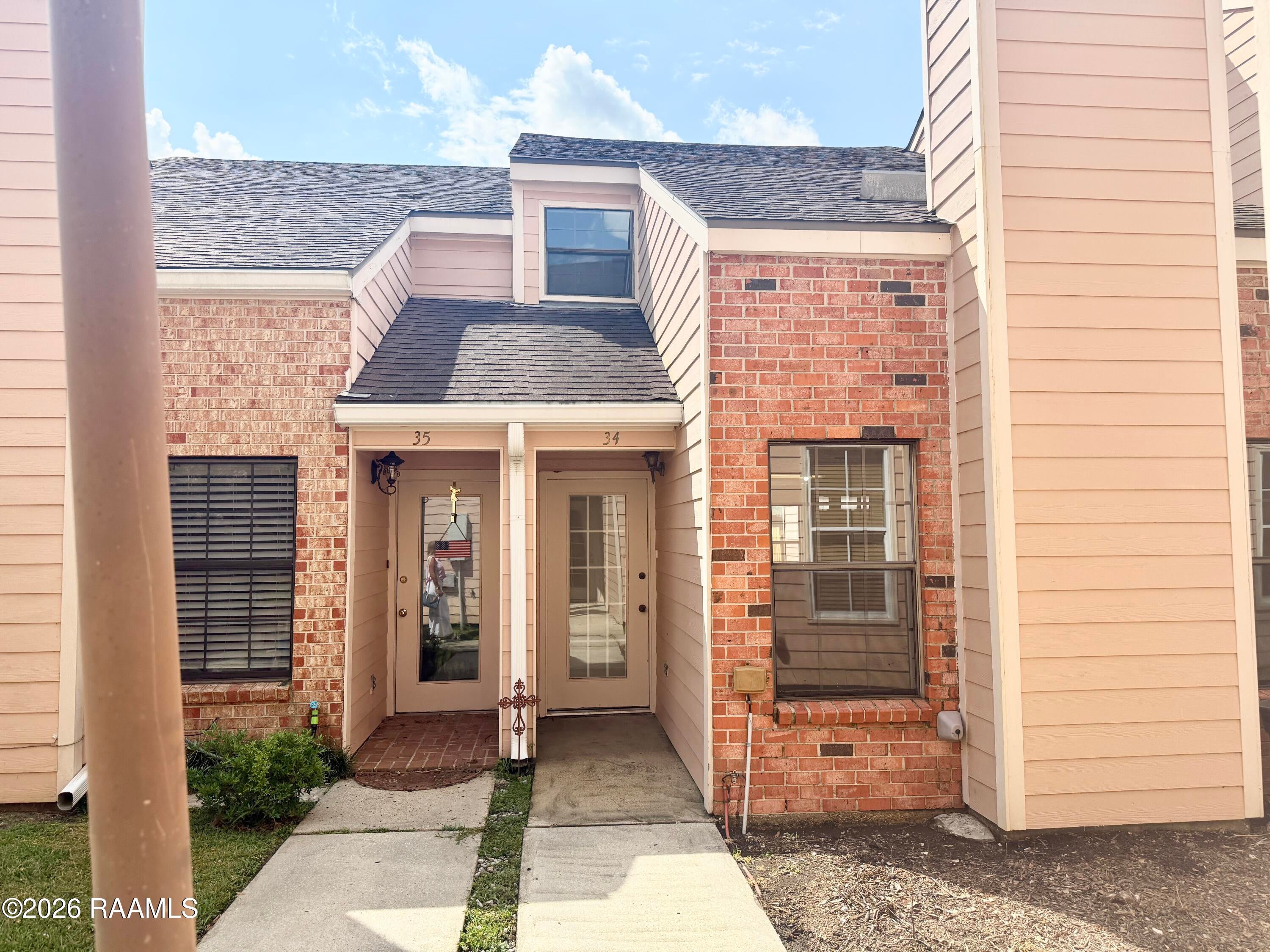 400 W Brentwood 34 — photo