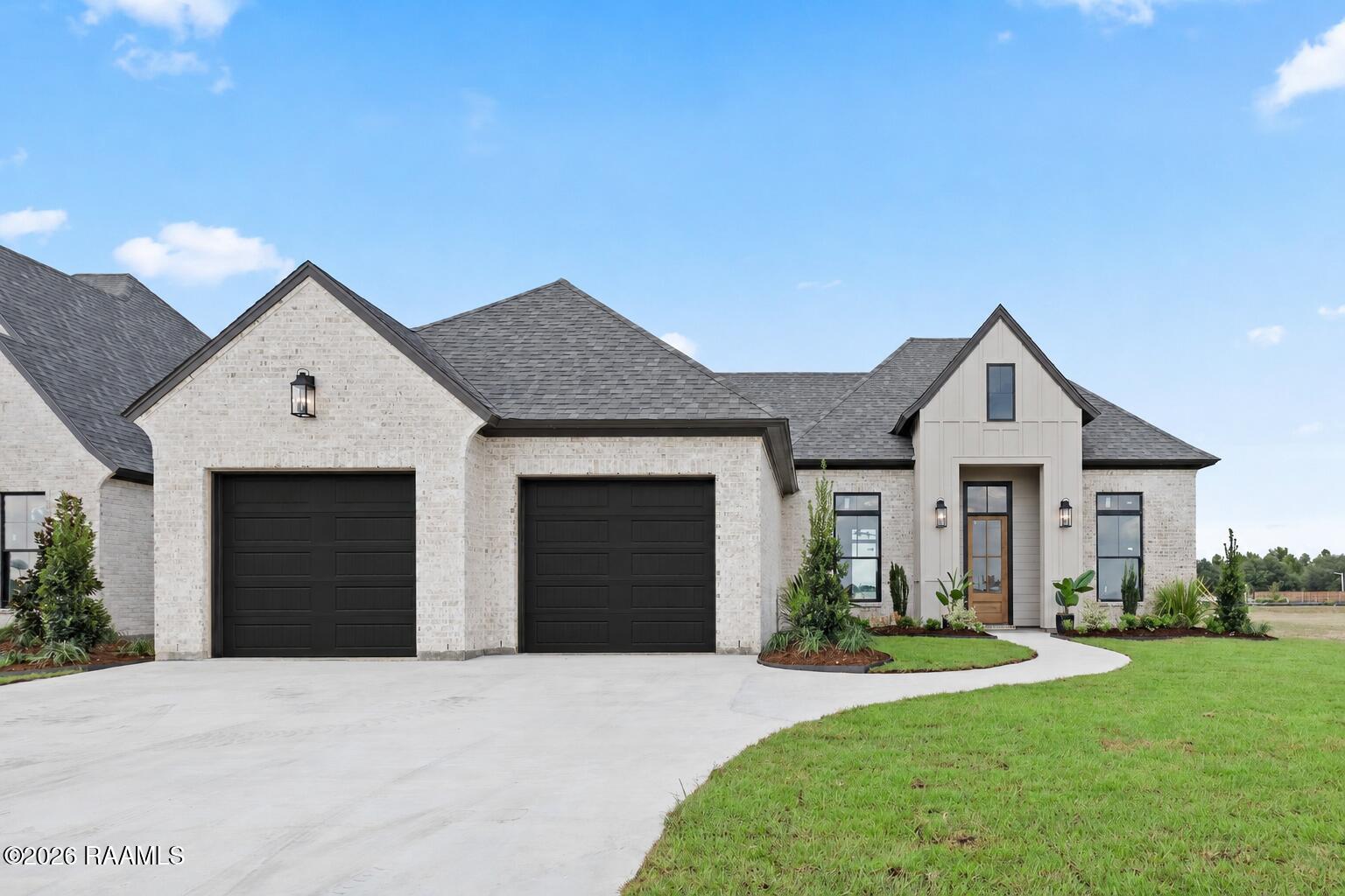 105 Summit Heights Dr — photo