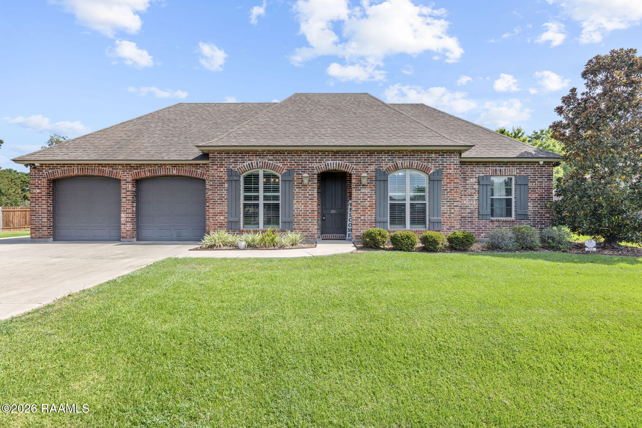 201 Pontchartrain Drive — photo