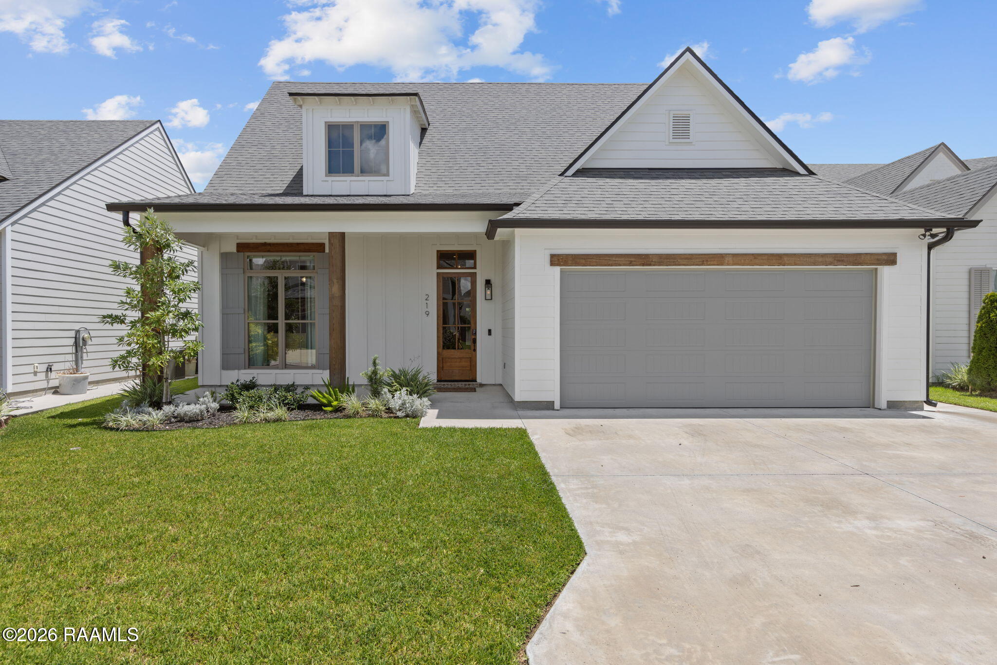 219 Harvest Creek Lane — photo