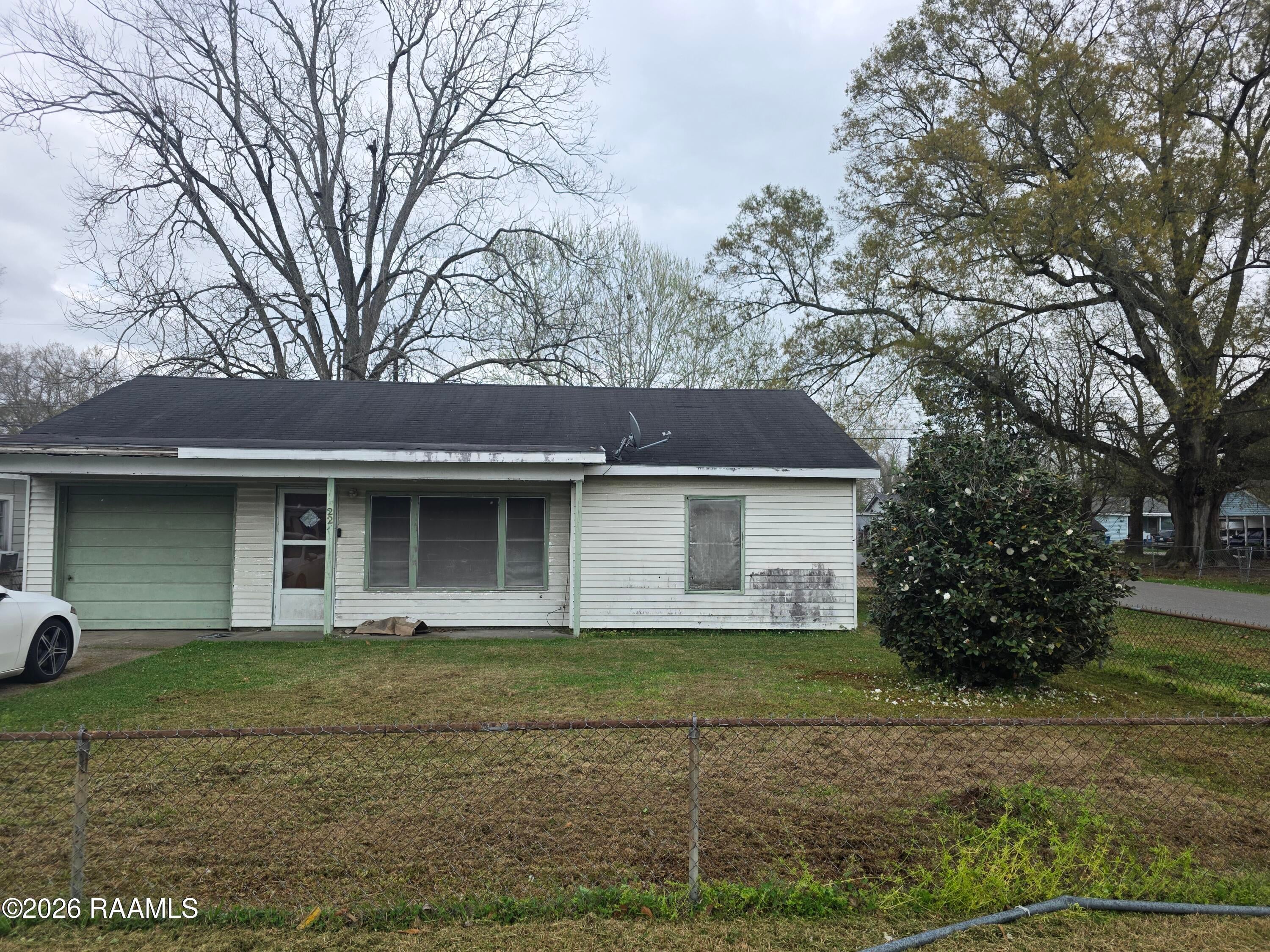 223 Doc Duhon Street — photo