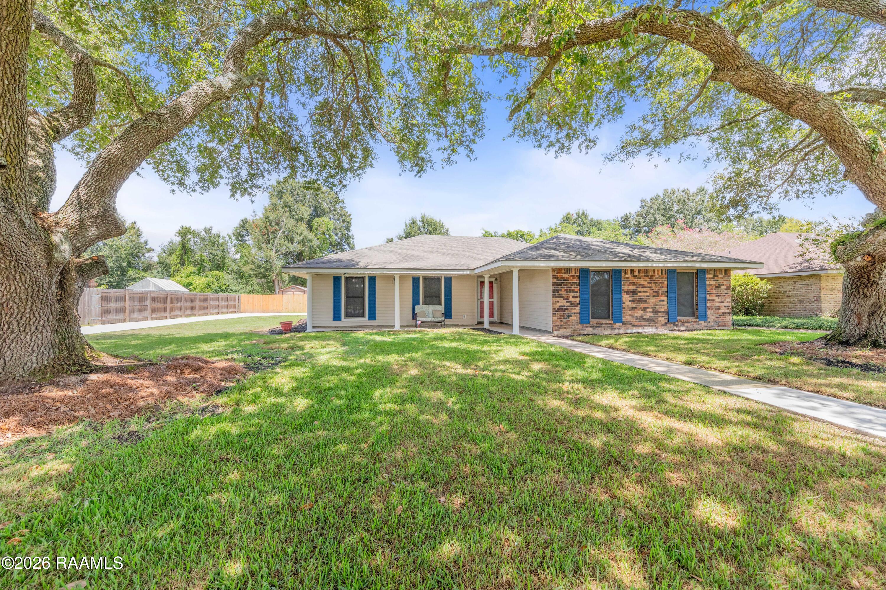 209 Constitution Drive — photo