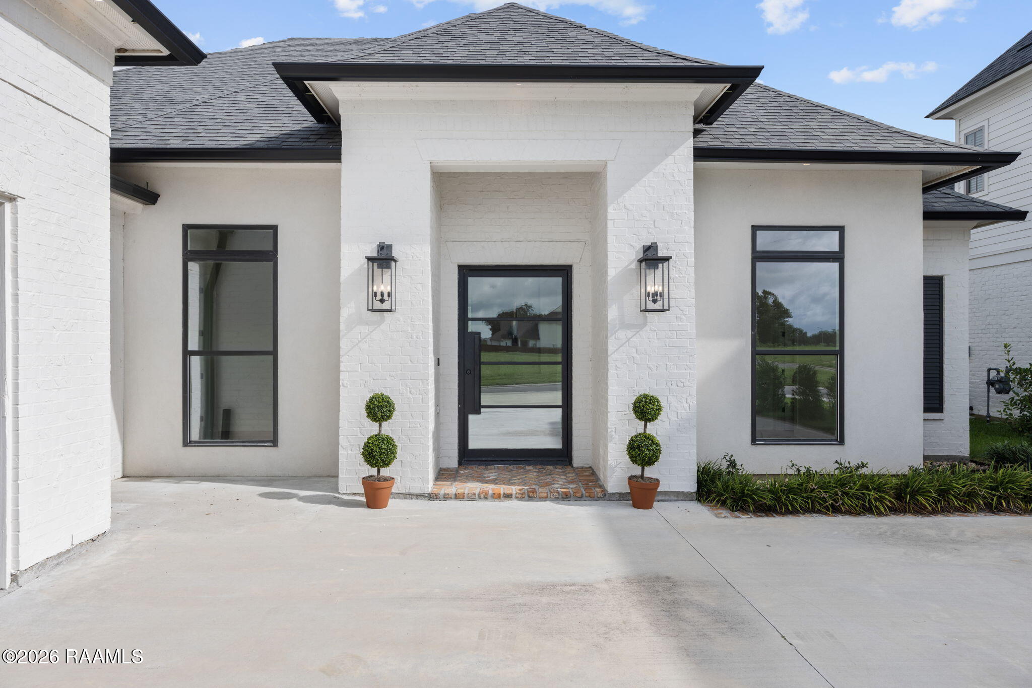 223 Gunter Grass Court — photo