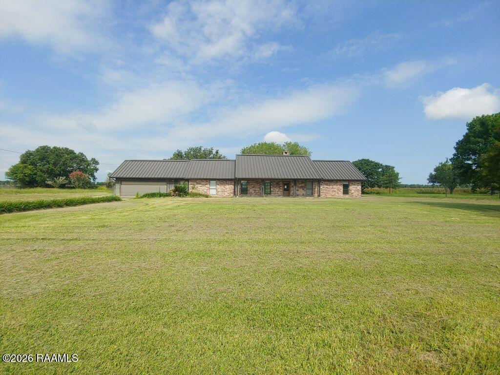 545 Coulee Lanoire Road — photo
