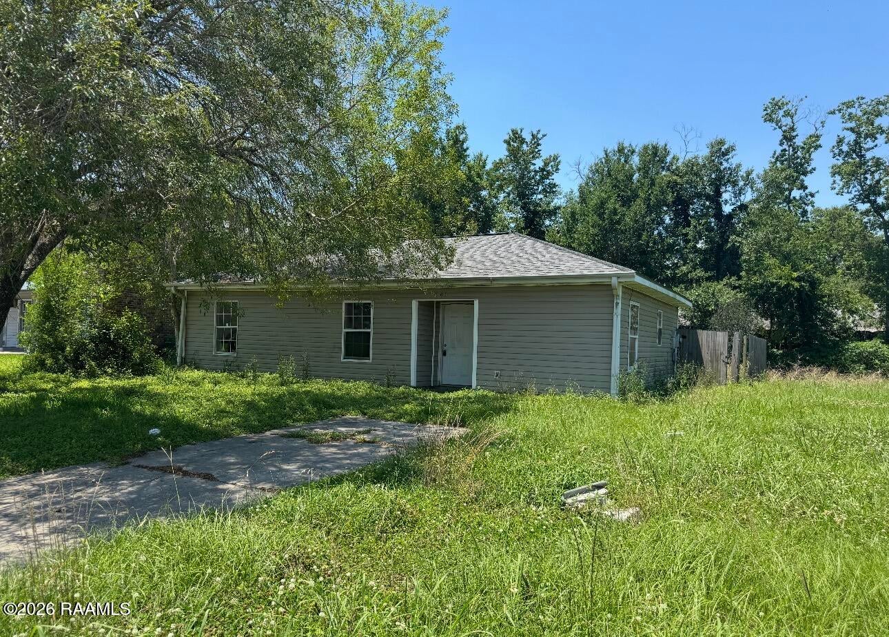 200 Cantal Drive — photo