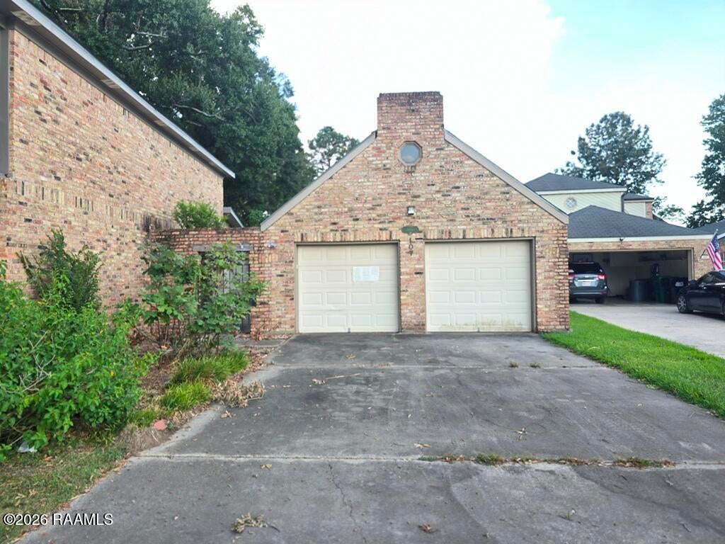 107 Stonewood Circle — photo