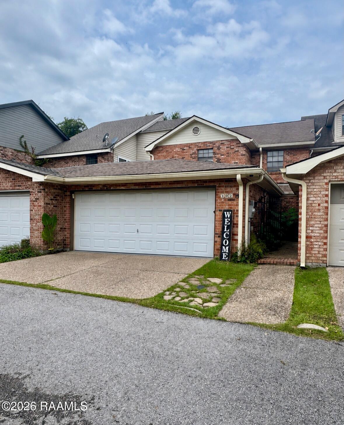 102 Ambiance Circle — photo