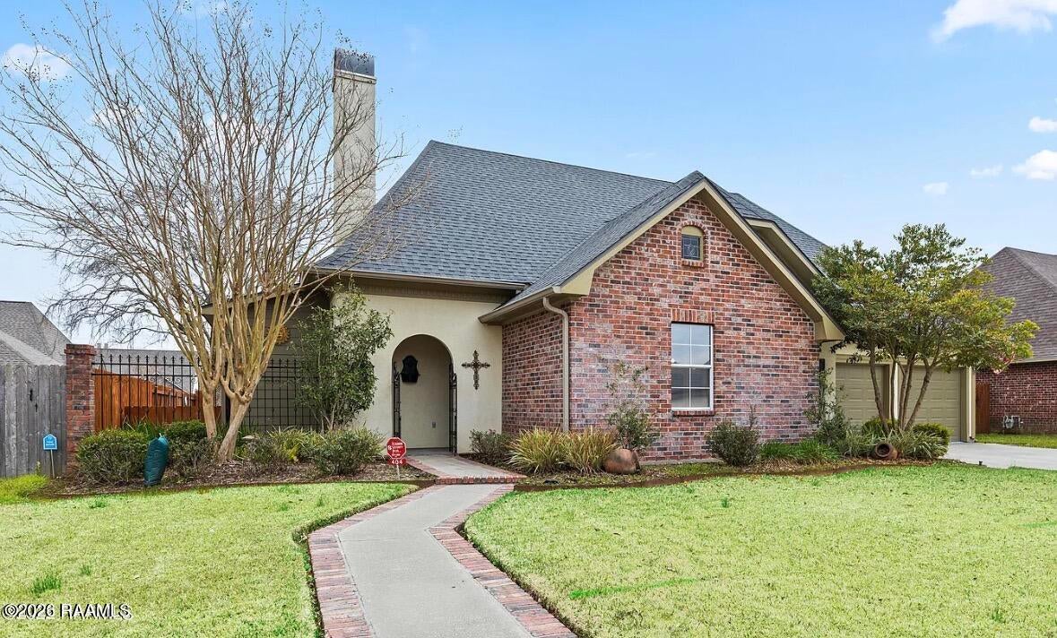 404 Tapestry Circle — photo