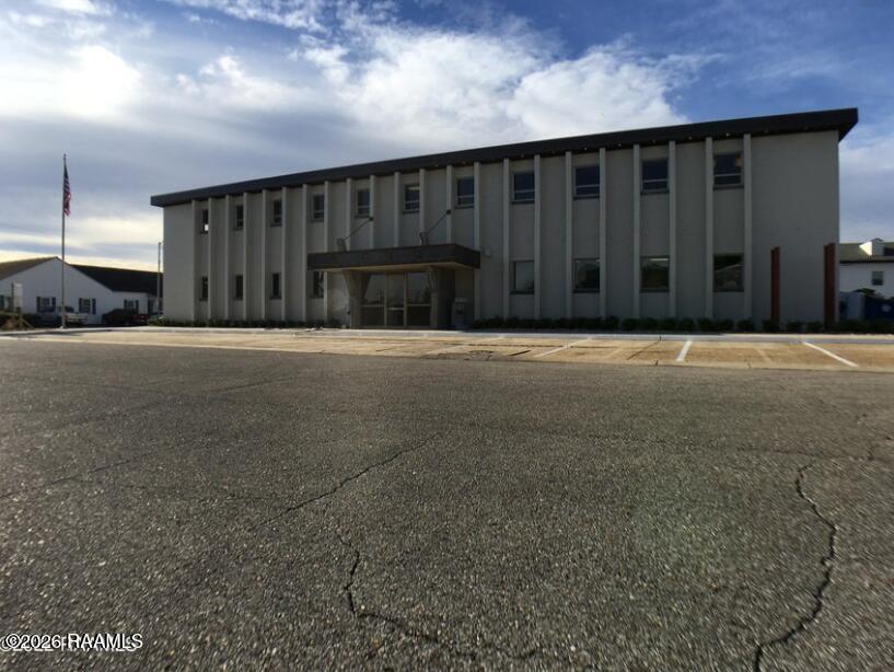 412 Travis Street 119 — photo