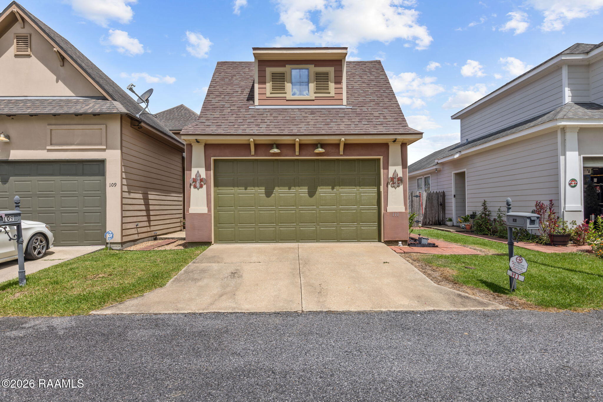 111 Villa Park Lane — photo