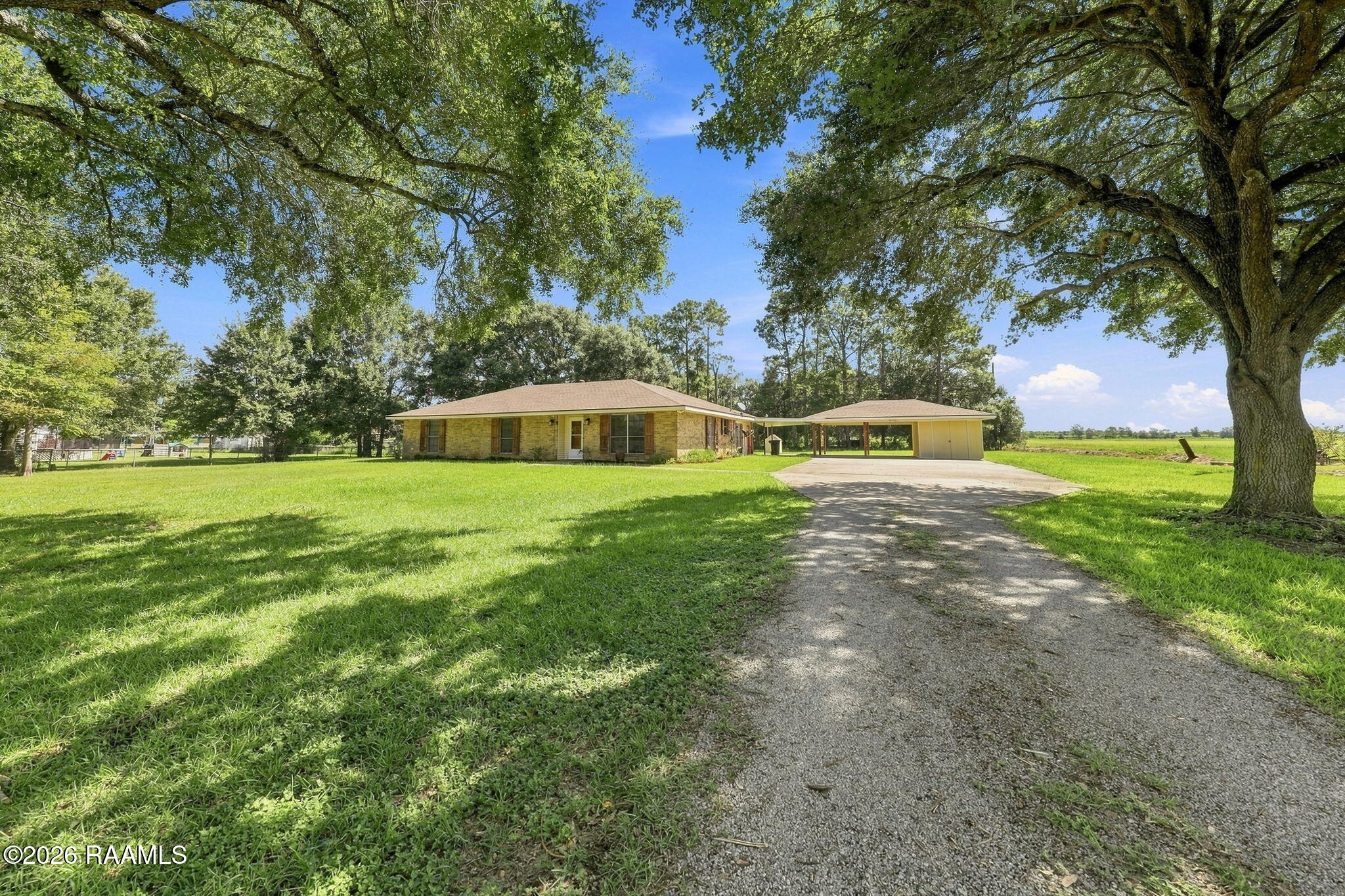 9425 Coulee Kinney Drive — photo