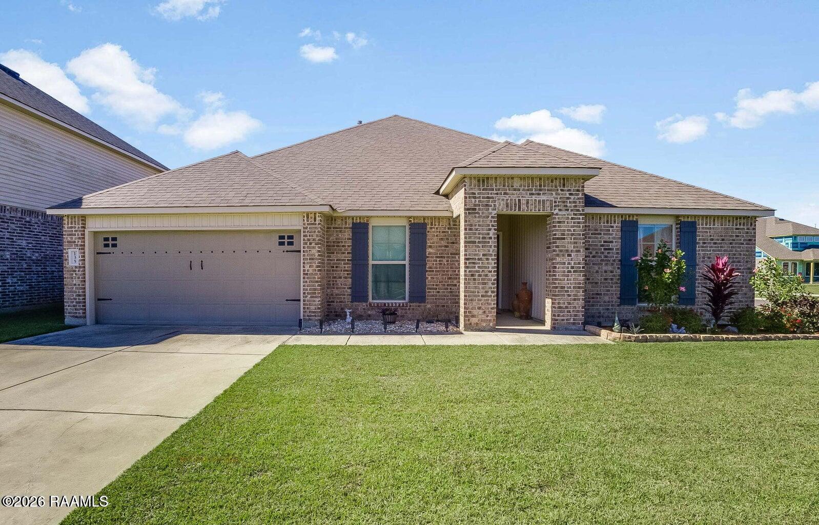 135 Grace View Drive — photo