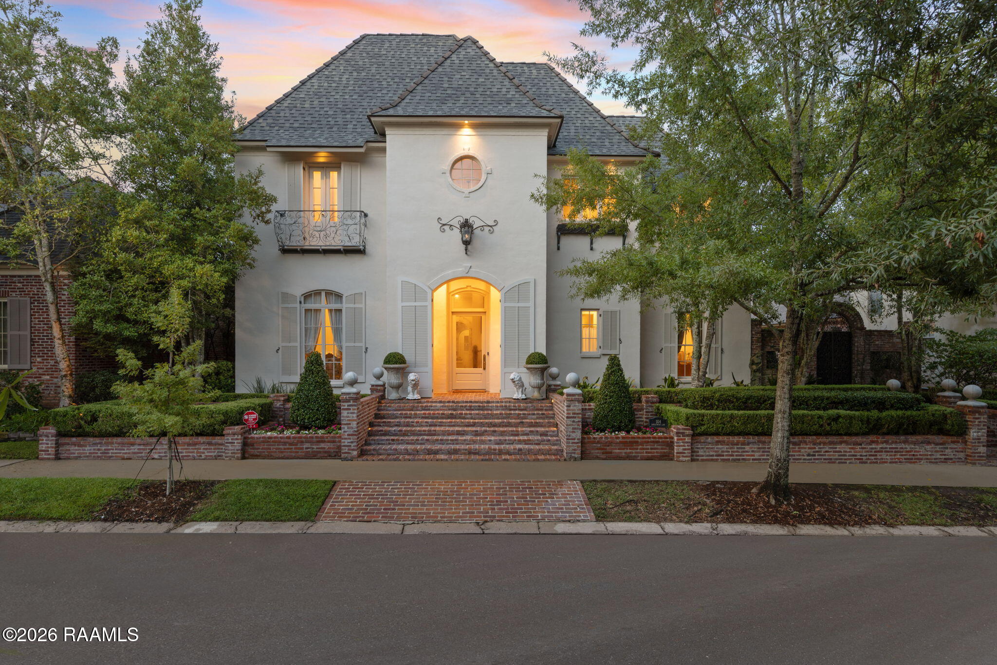 104 Ravenswood Lane — photo