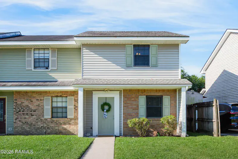 100 Running Deer Drive #D — photo