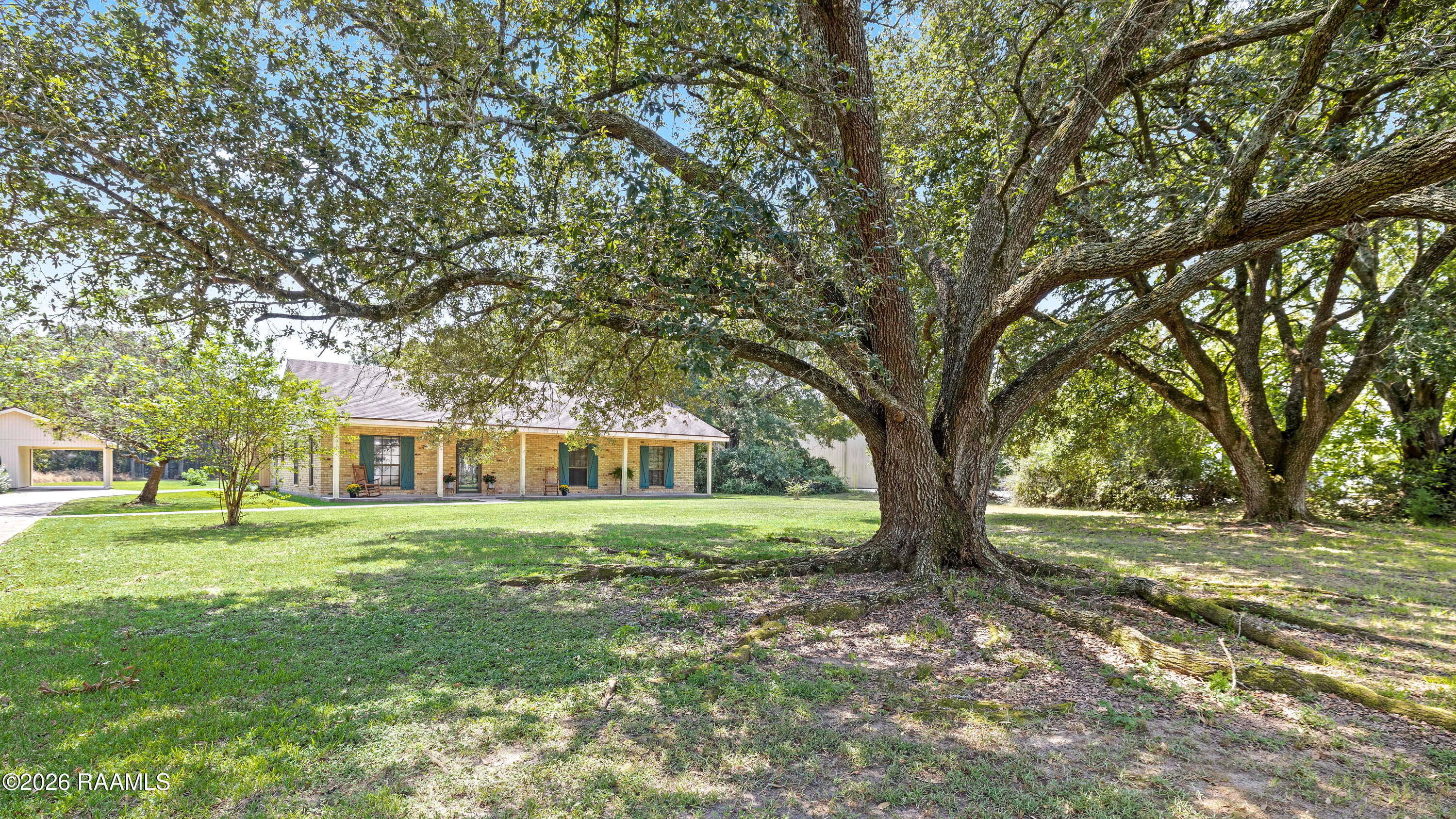 803 W Gloria Switch Road — photo