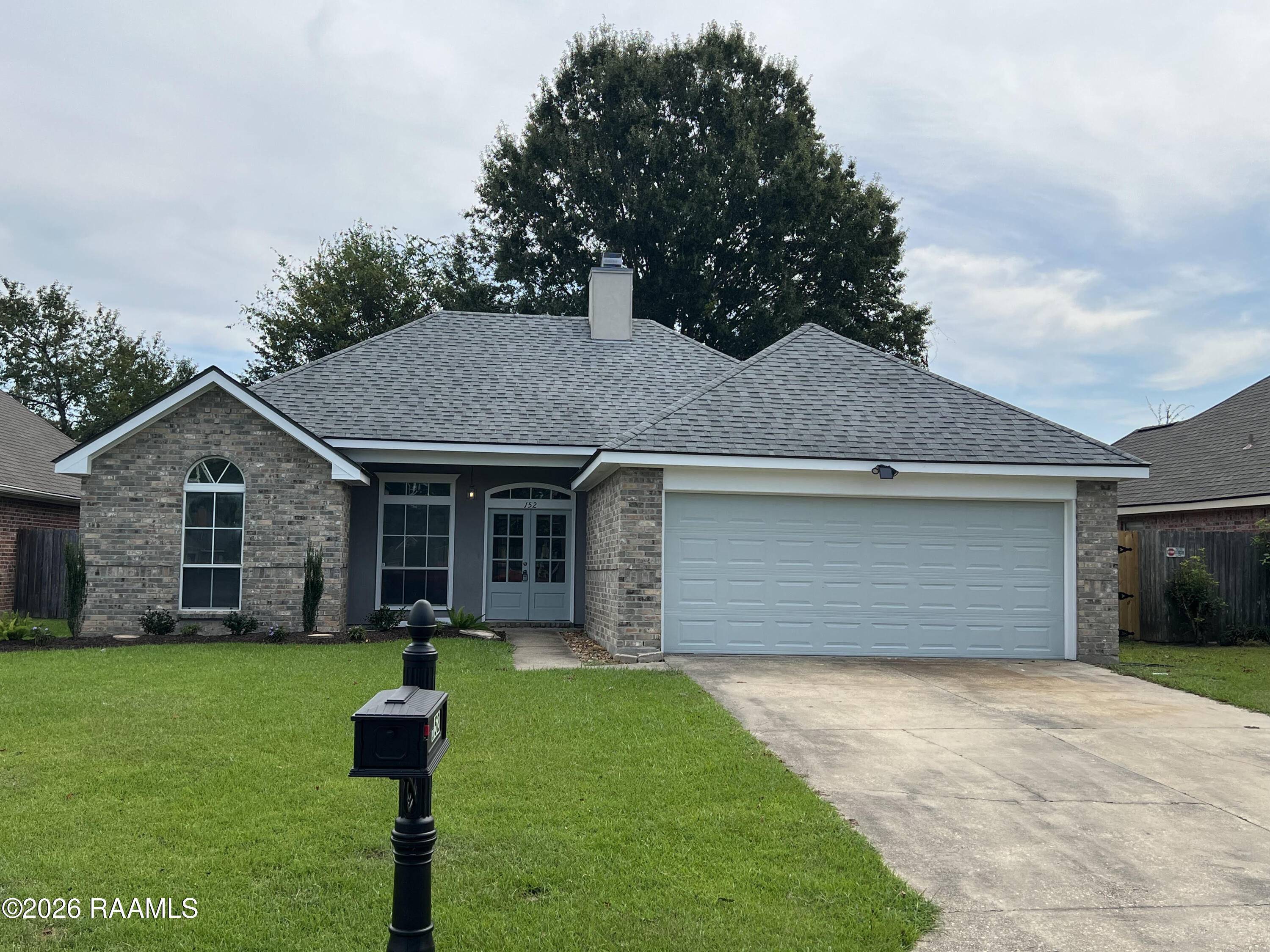 152 Windermere Circle — photo