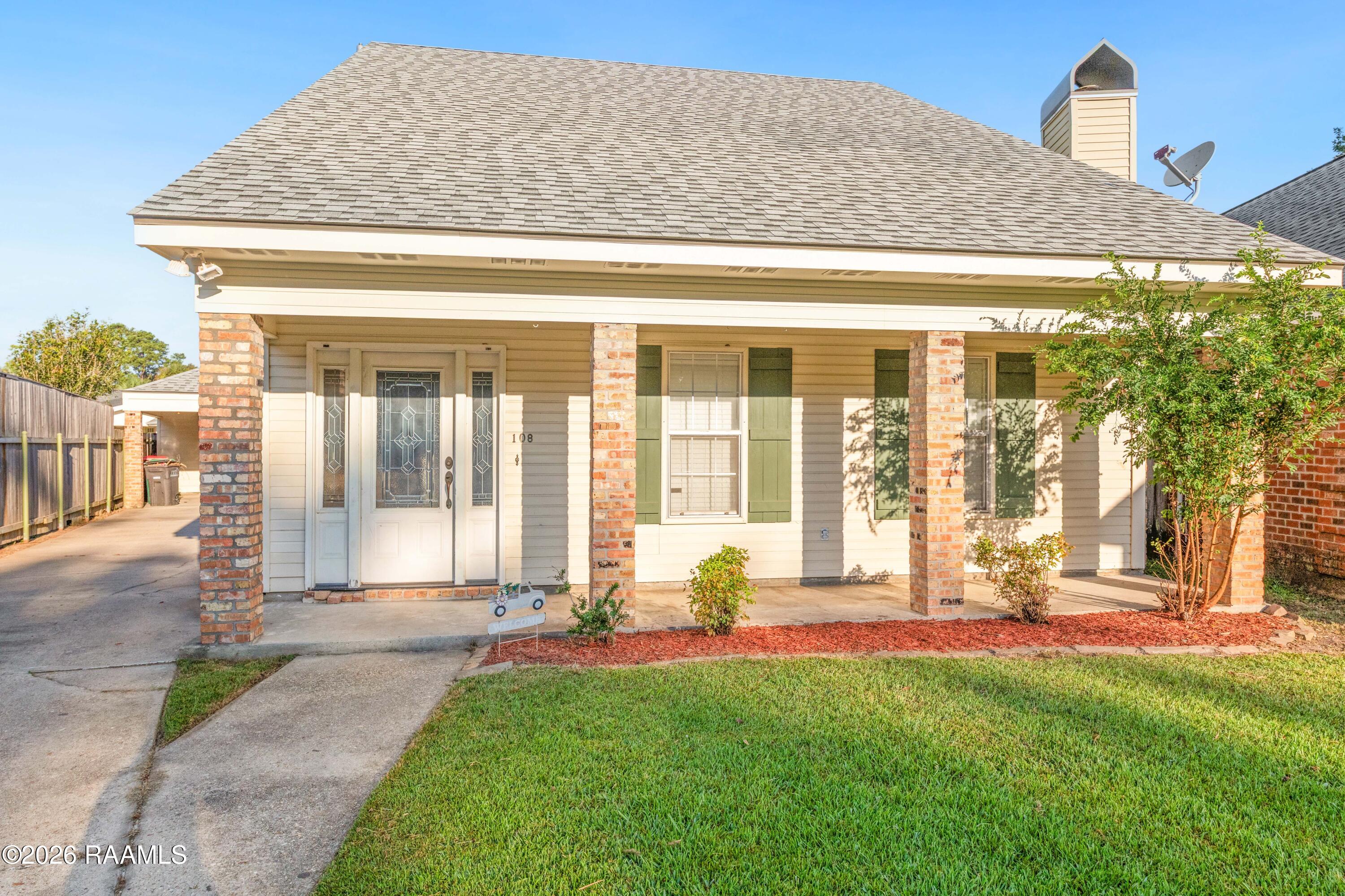 108 Stonewood Circle — photo