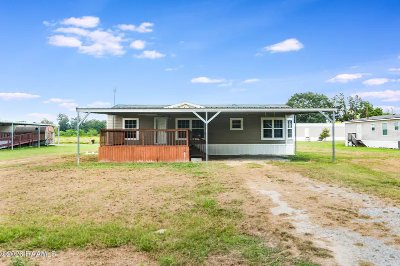 114 Landon Lane — photo