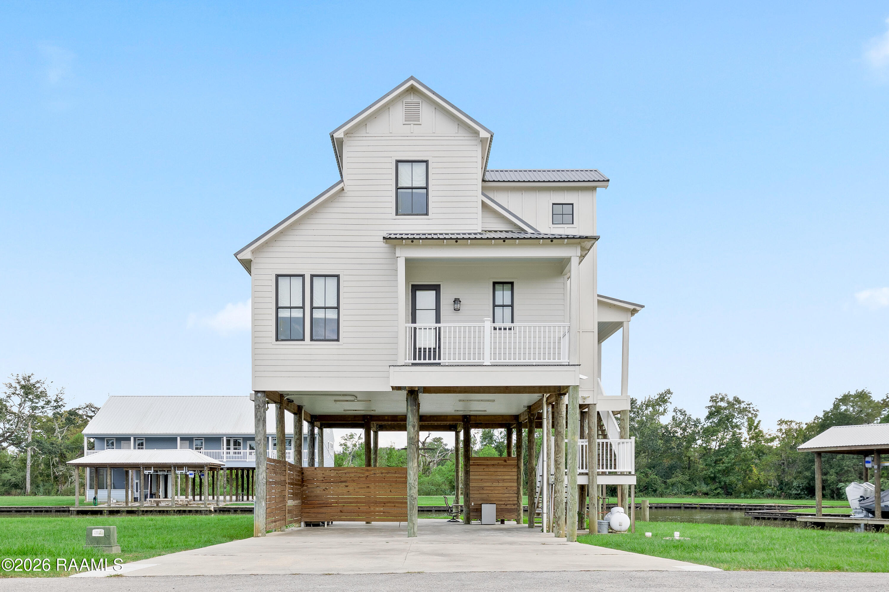9405 Wahoo Lane — photo