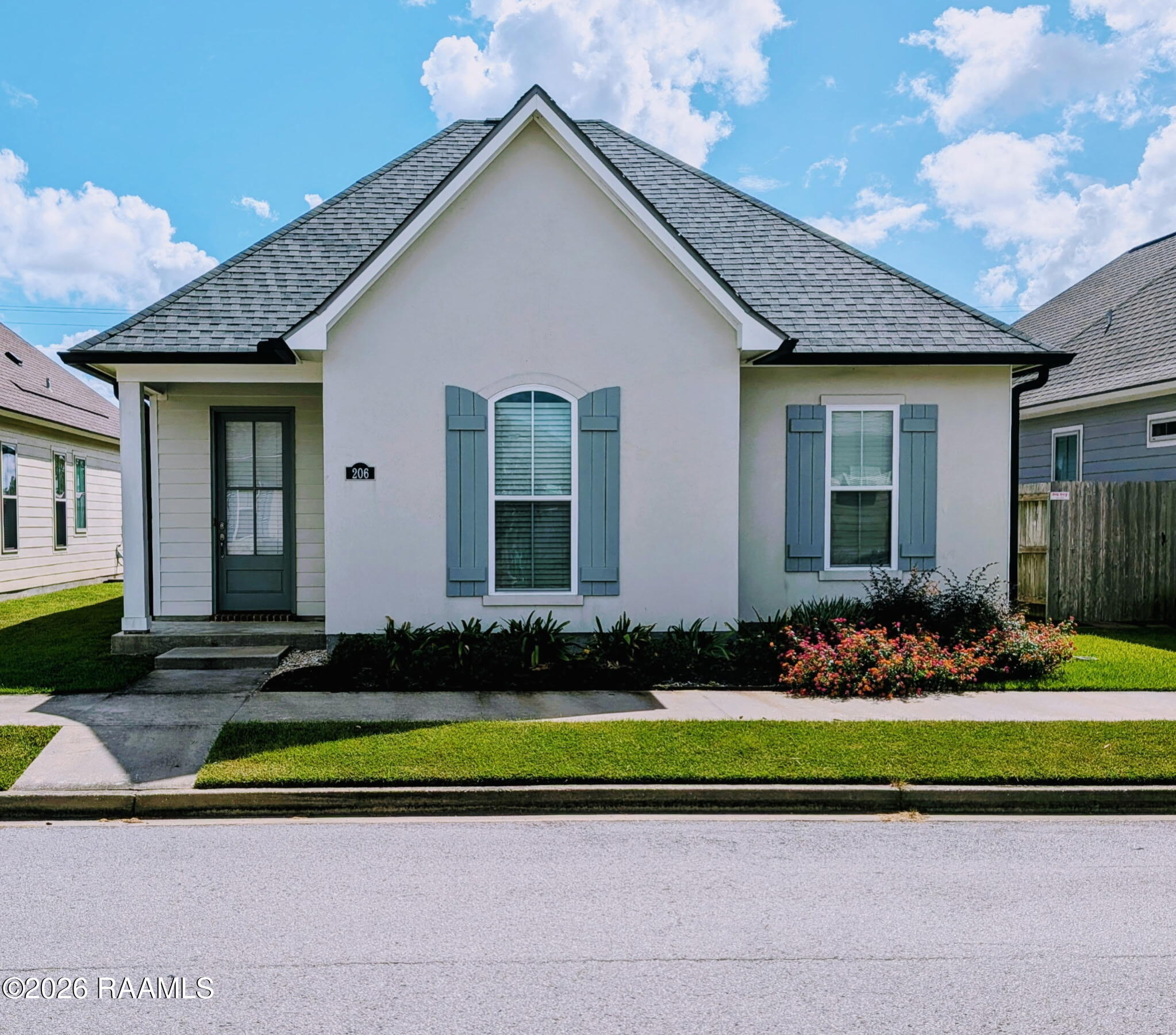 206 Harvey Cay Lane — photo