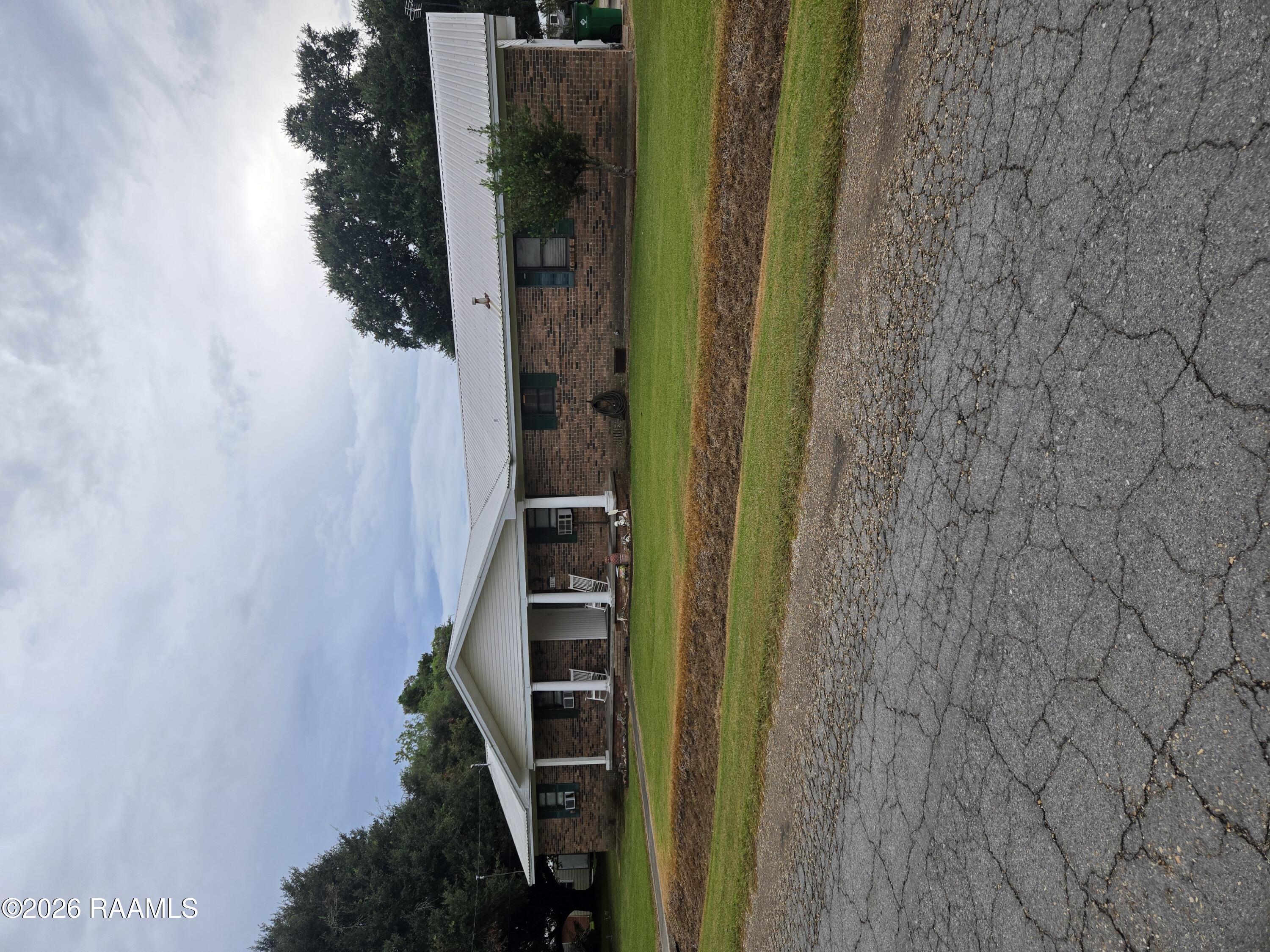 2513 N Curtis Drive — photo