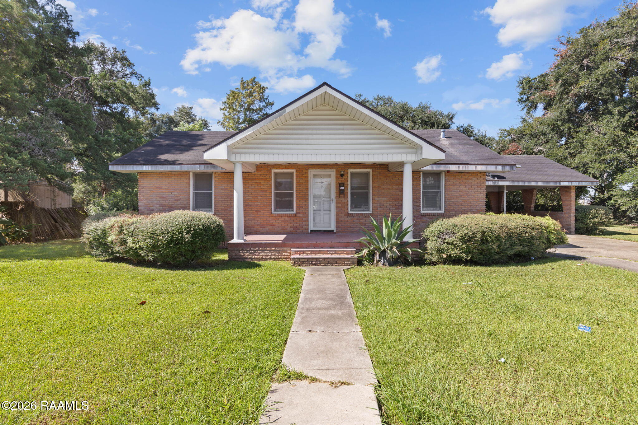 509 Adrienne Street — photo