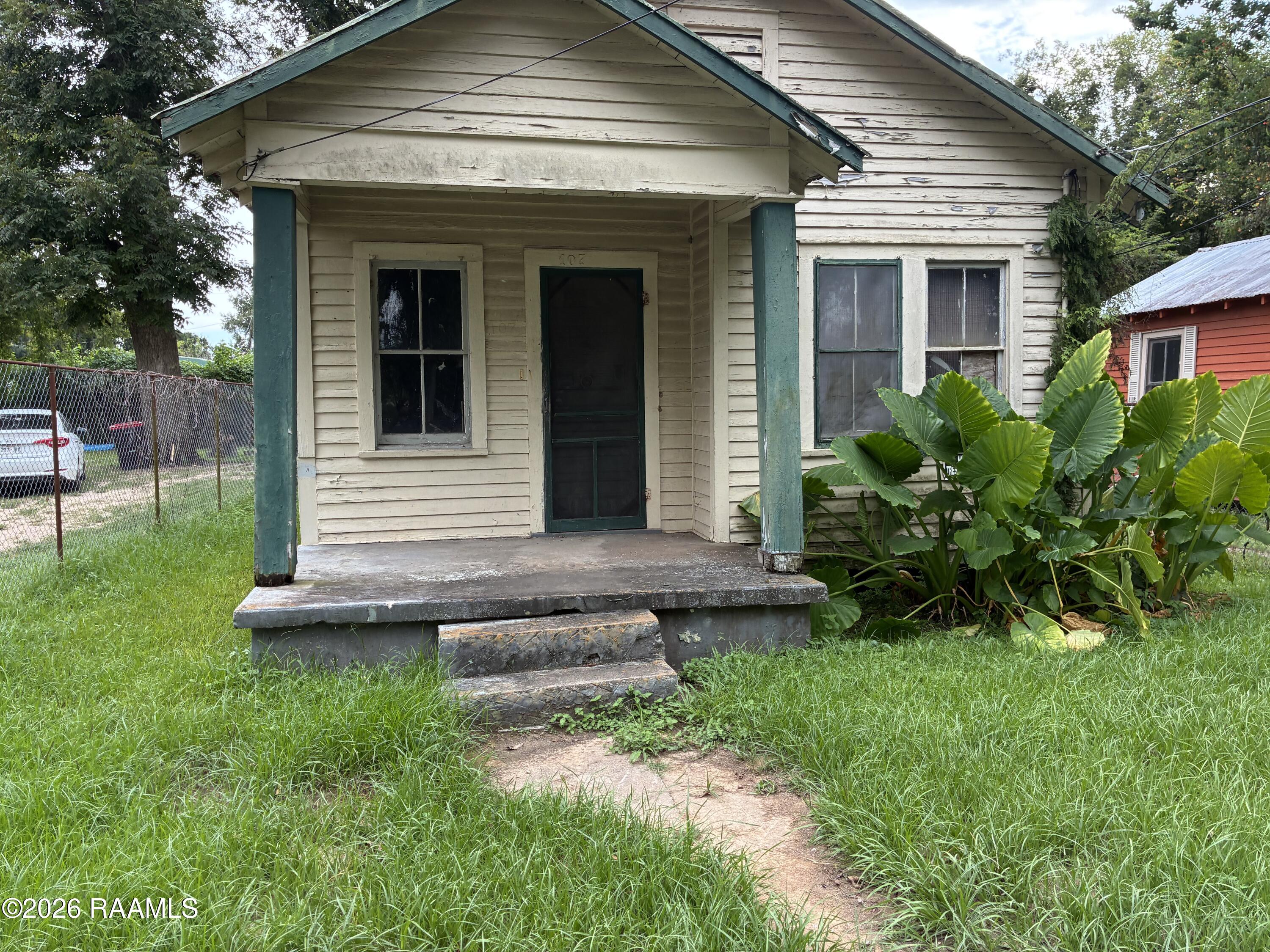 107 Savannah Street — photo