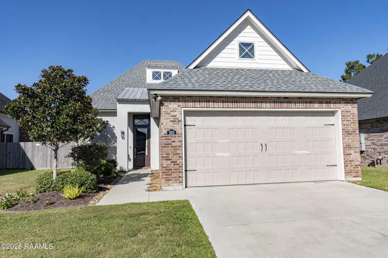103 Valsain Court — photo