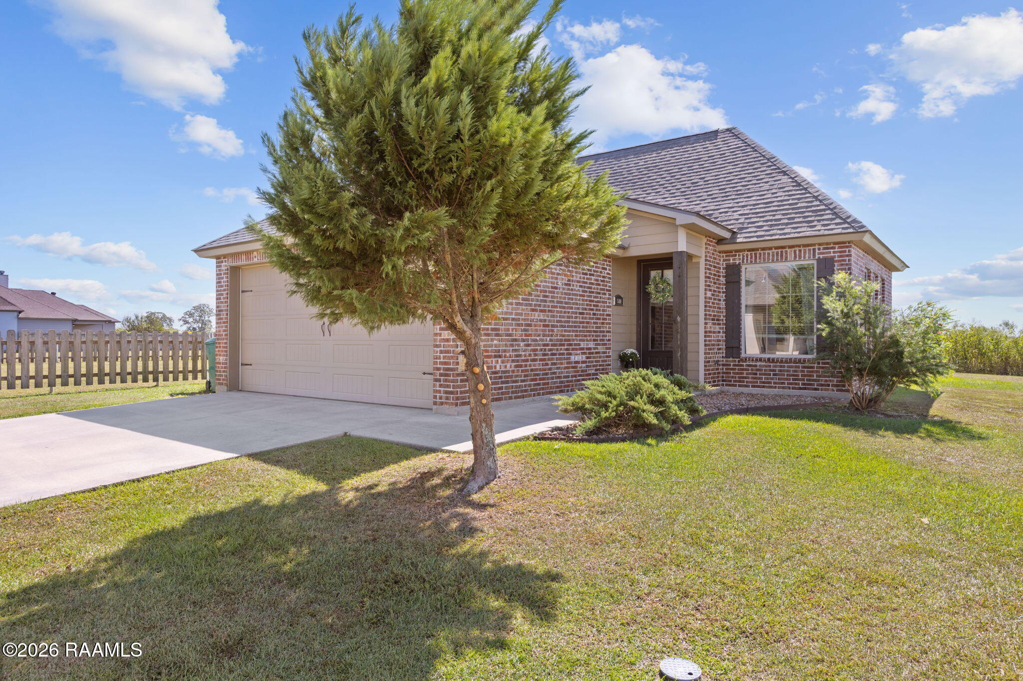 500 Highland View Drive — photo