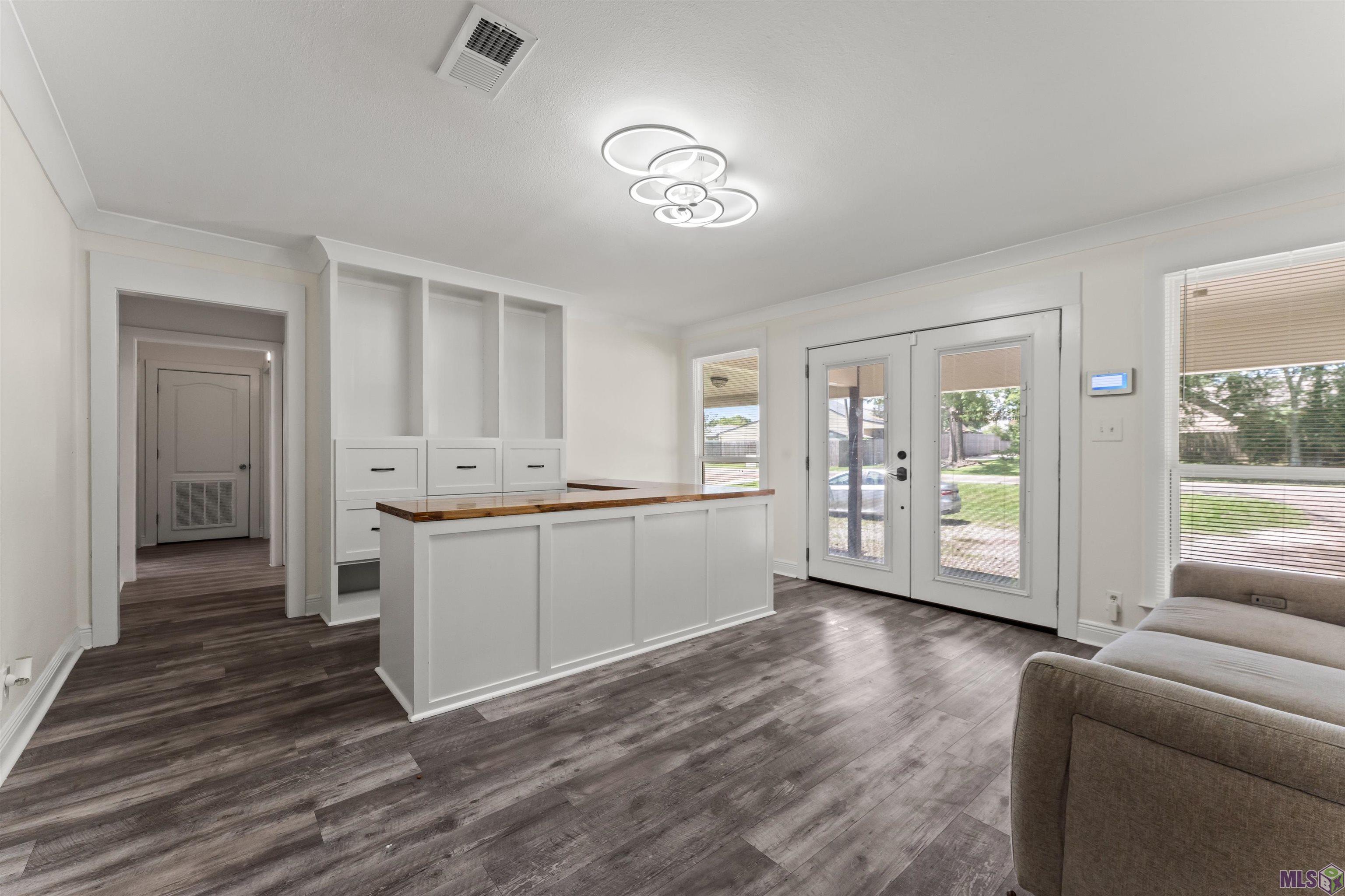 15376 Tiger Bend Road, Baton Rouge, LA 70817 — photo 3
