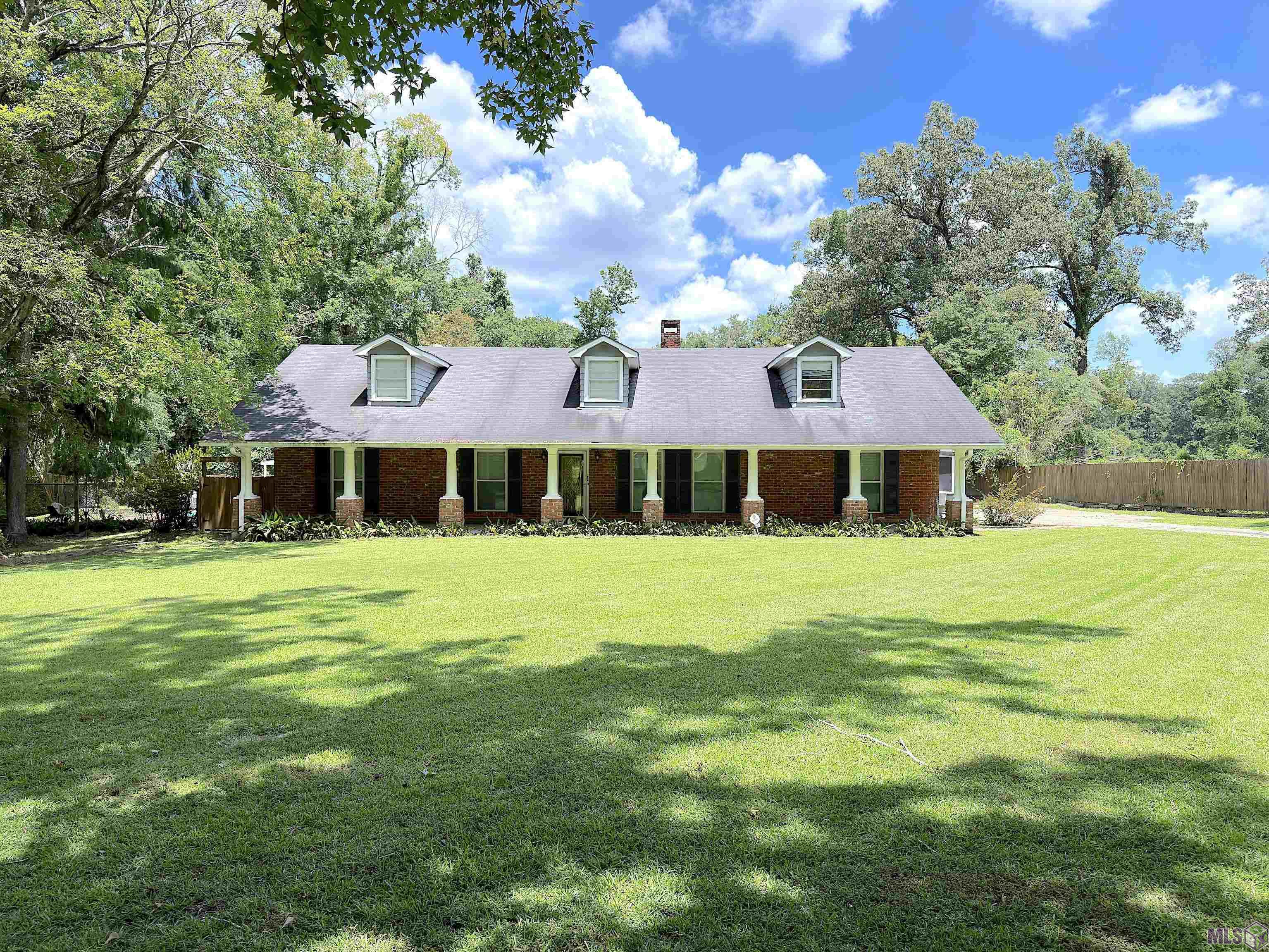 12050 Foster Road, Baton Rouge, LA 70811