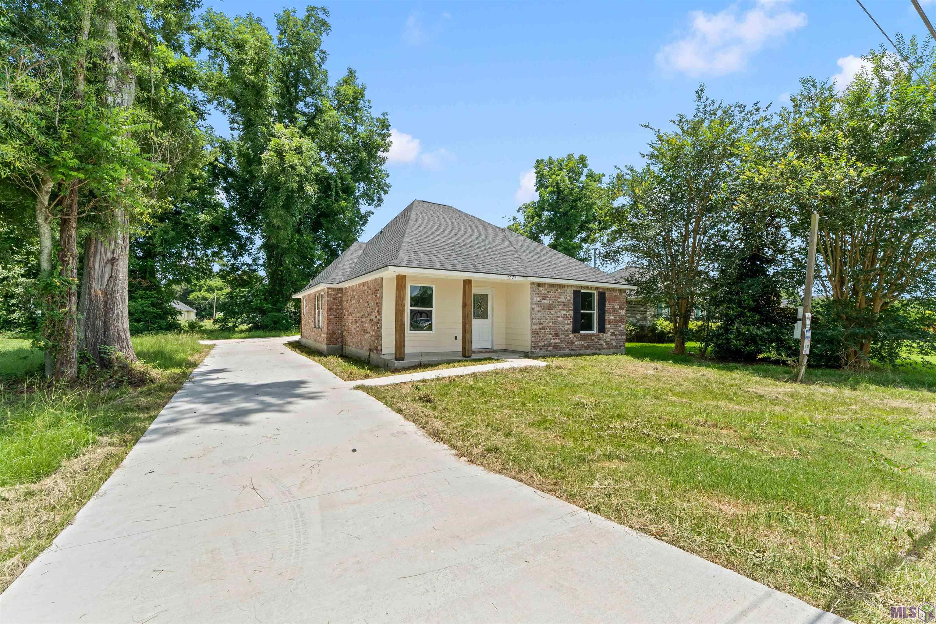 1675 Besson Lane, Sunshine, LA 70780